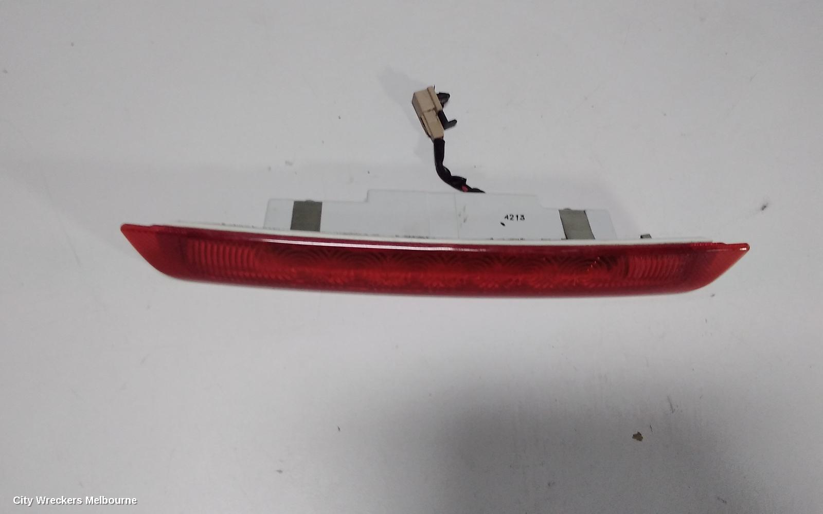 RENAULT KALEOS HIGH LEVEL STOPLIGHT, H45 09/2013 - 04/2016