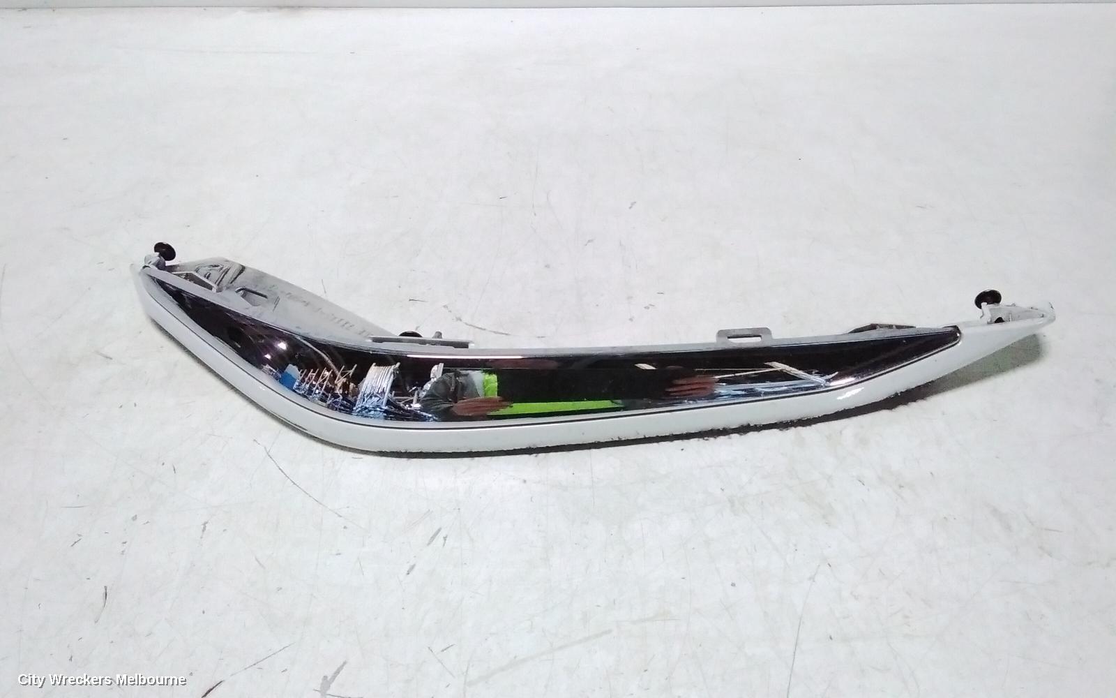 HONDA ODYSSEY, RC1, 02/2014 - 03/2022, BUMPER LIP KIT IN CHROME  RIGHT  ONLY : 61601
