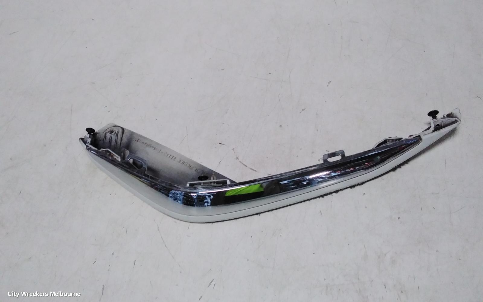 HONDA ODYSSEY, RC1, 02/2014 - 03/2022, BUMPER LIP KIT IN CHROME  RIGHT  ONLY : 61601