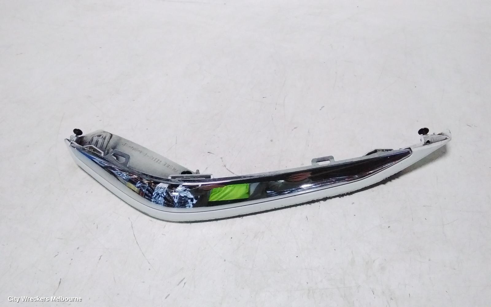 HONDA ODYSSEY, RC1, 02/2014 - 03/2022, BUMPER LIP KIT IN CHROME  RIGHT  ONLY : 61601