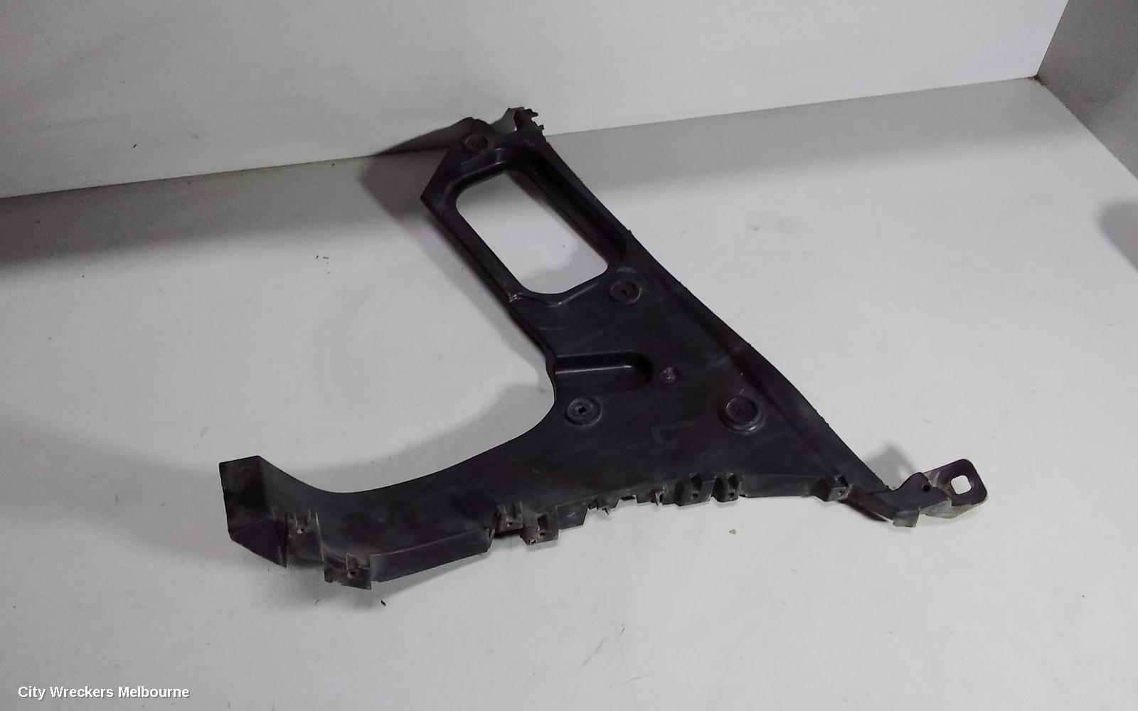 AUDI Q7, 4L, 09/2006 - 08/2015, BAR SLIDER LEFT REAR: 61612