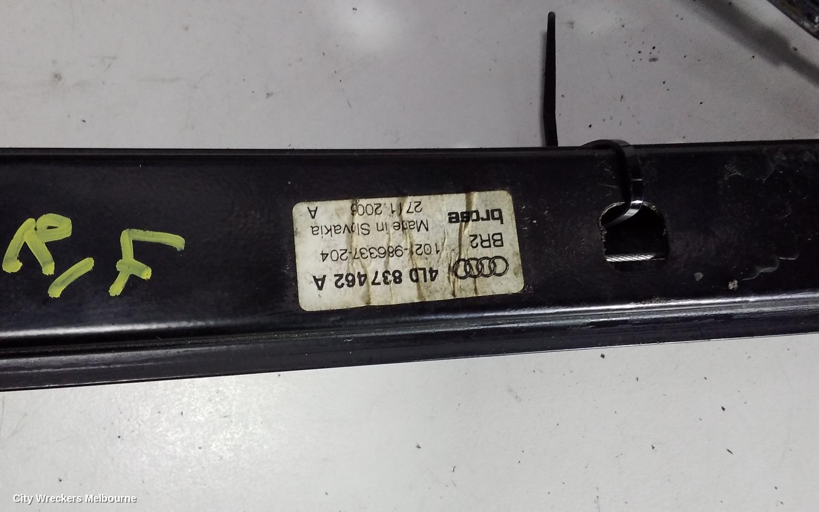 AUDI Q7 RIGHT FRONT WINDOW REG/MOTOR, 4L, 09/2006 - 08/2015