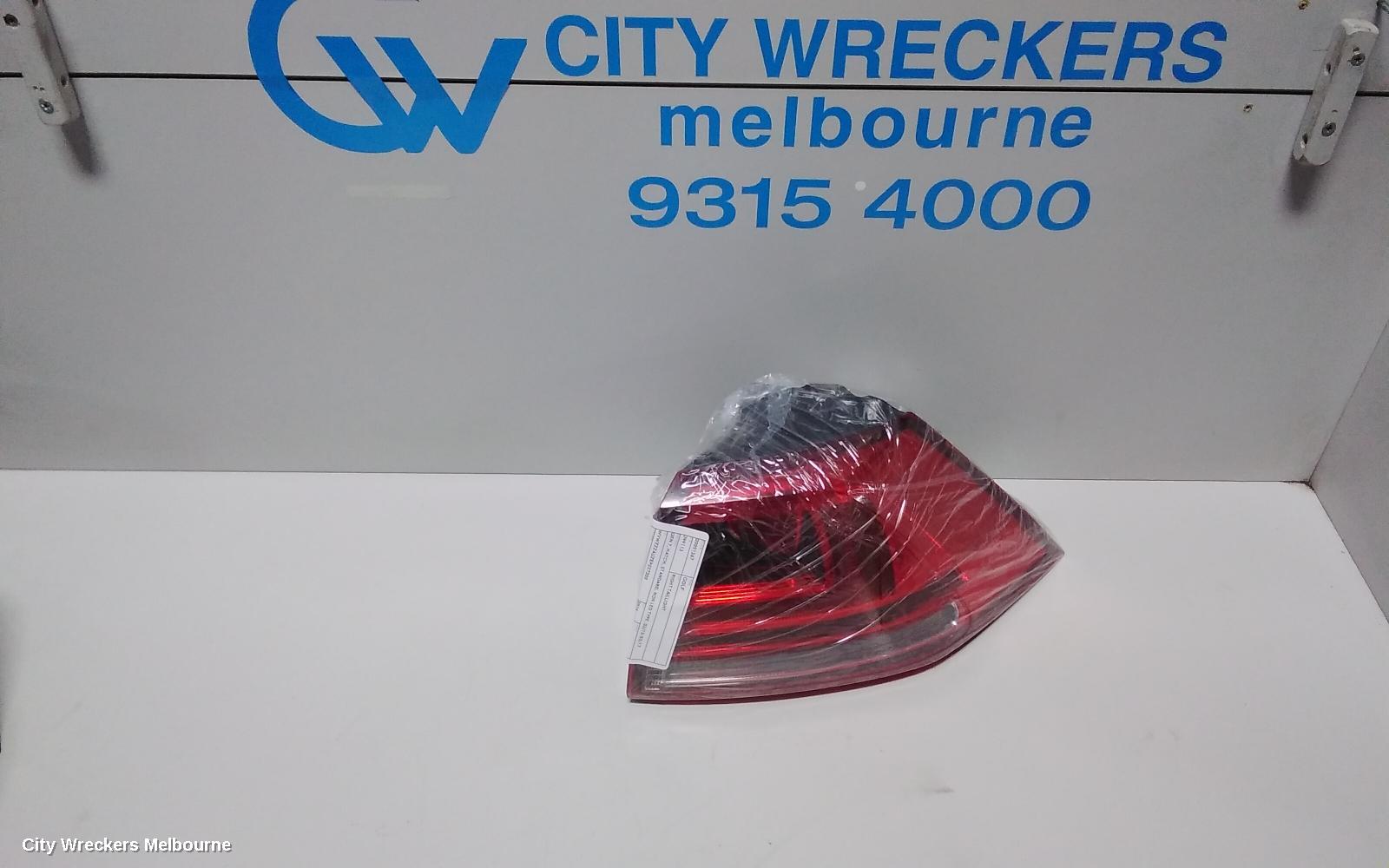 VOLKSWAGEN GOLF RIGHT TAILLIGHT, GEN 7, HATCH, STANDARD, NON LED TYPE, 03/2013 - 03/2017