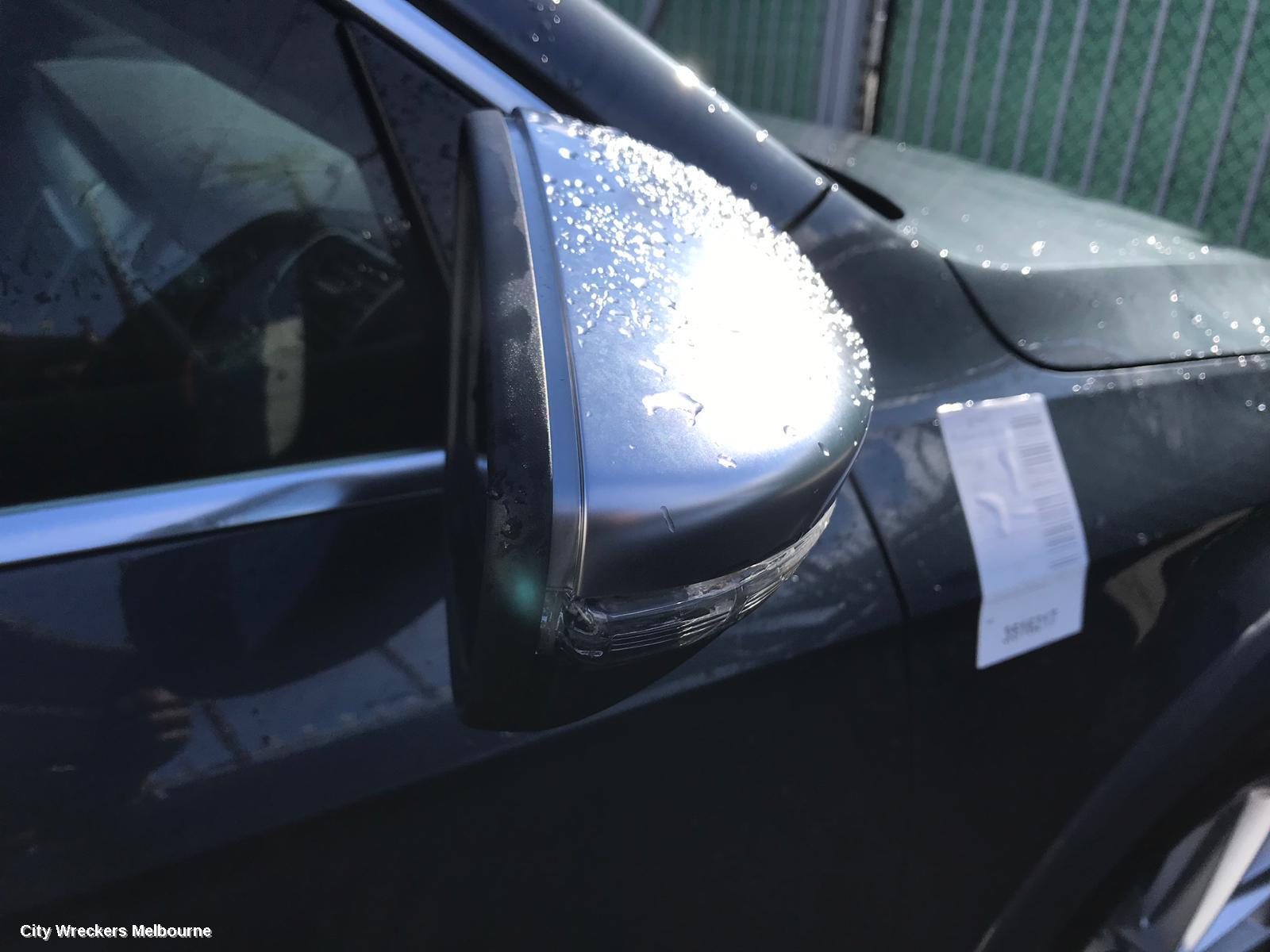 VOLKSWAGEN PASSAT REAR GARNISH, TAILGATE LAMP (LH SIDE), NON LED TYPE, 3C/MK6 B7, WAGON, 09/2010 - 05/2015