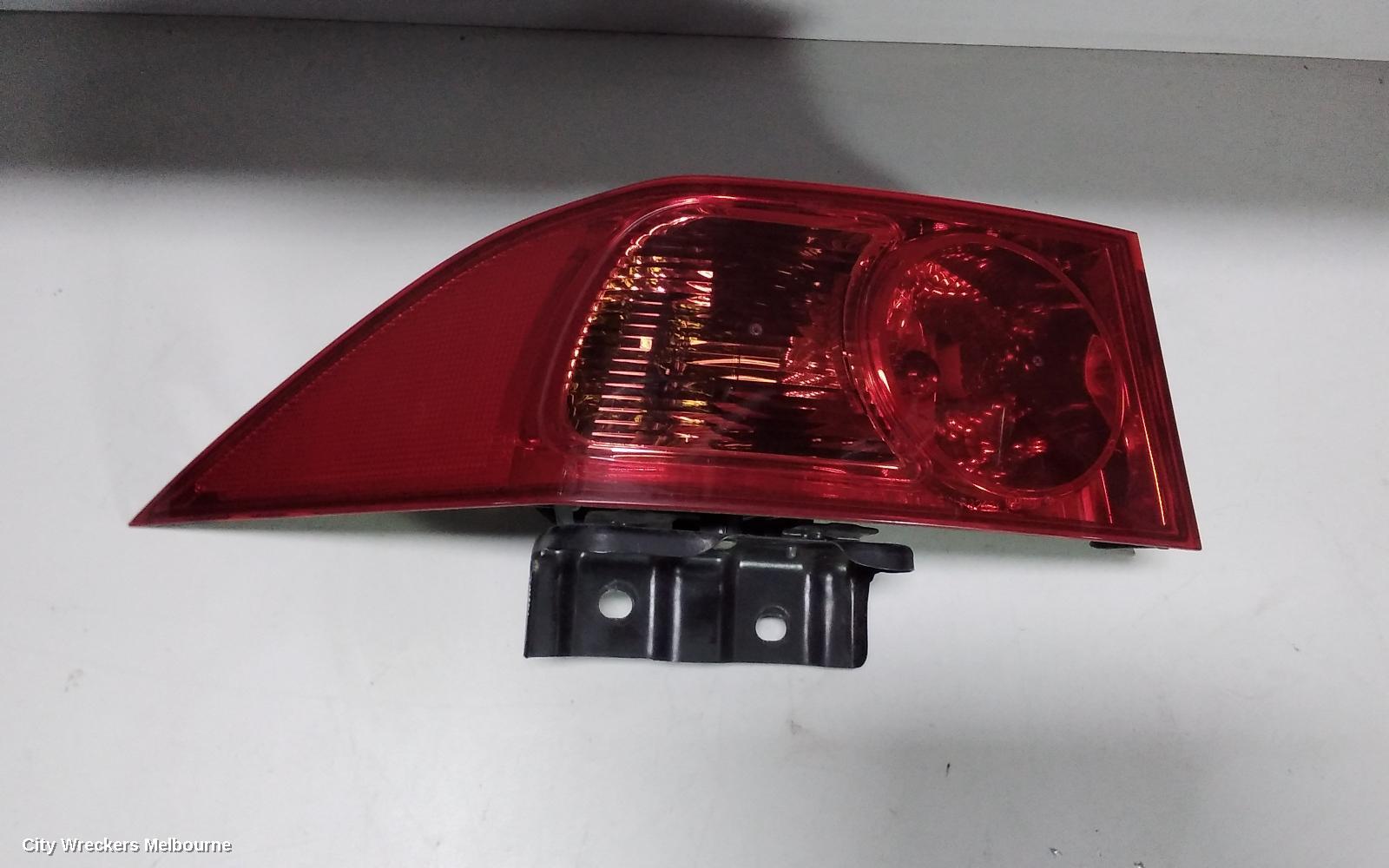 HONDA ACCORD LEFT TAILLIGHT, 7TH GEN, CL/EURO (VIN JHMCL), SEDAN, 06/2003 - 11/2005