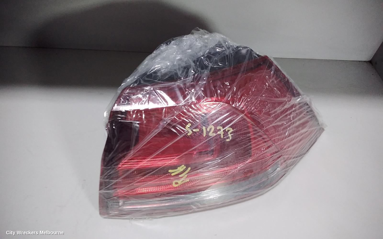 VOLKSWAGEN GOLF RIGHT TAILLIGHT, GEN 7, HATCH, 03/2013 - 03/2017