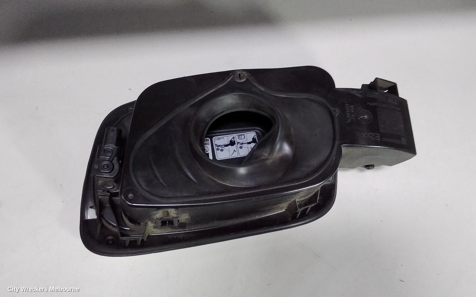 HOLDEN COMMODORE FUEL DOOR / FILLER, FUEL FLAP, ZB, 10/2017 - 12/2020