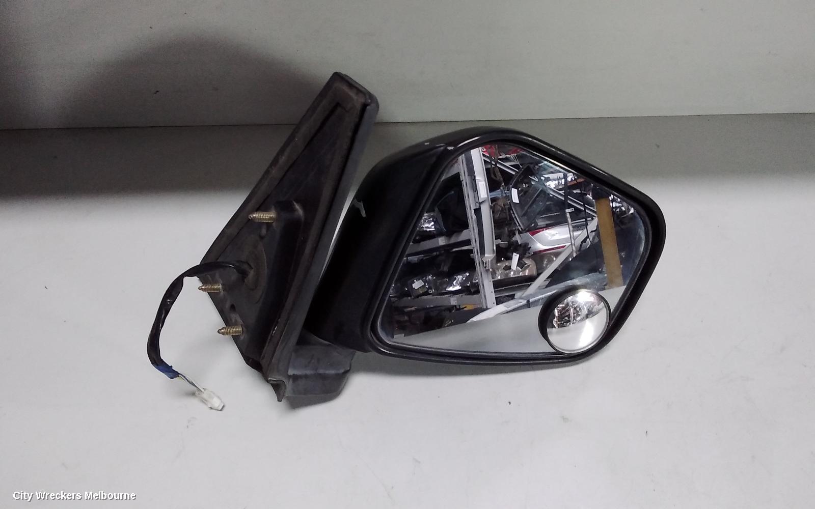 MITSUBISHI PAJERO RIGHT DOOR MIRROR, IO, POWER, 5DR, 03/1999 - 12/2002 (AUS ONLY)