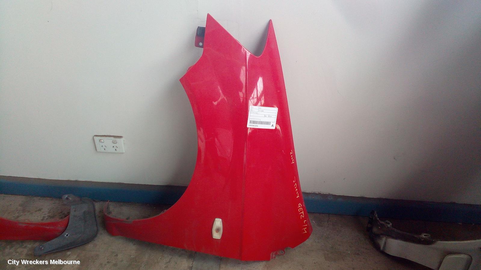 HYUNDAI GETZ LEFT GUARD, TB, 09/2002 - 09/2005