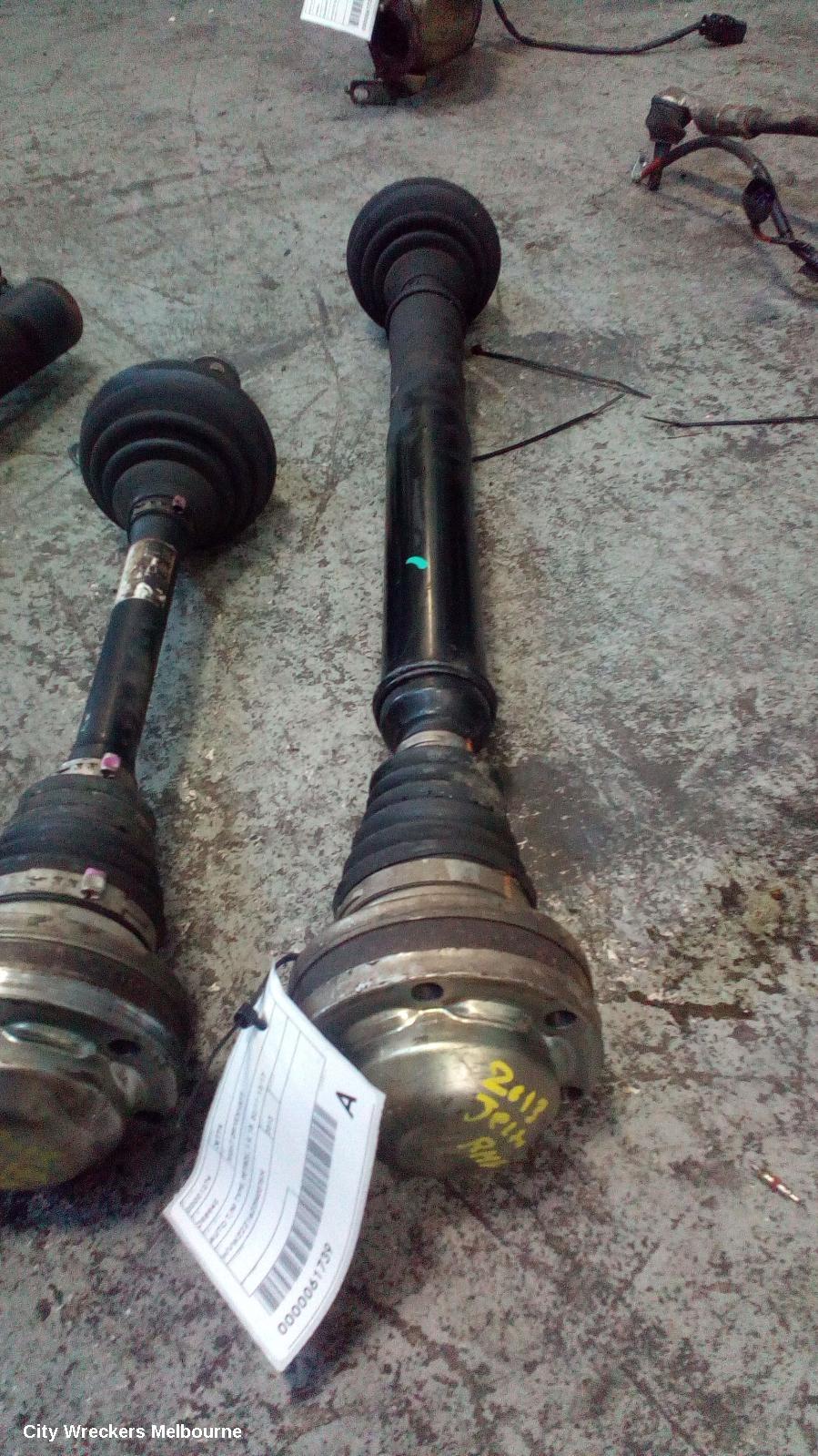 VOLKSWAGEN JETTA RIGHT DRIVESHAFT, AUTO T/M TYPE, PETROL, 1.4, 1B, 02/2011 - 12/2017