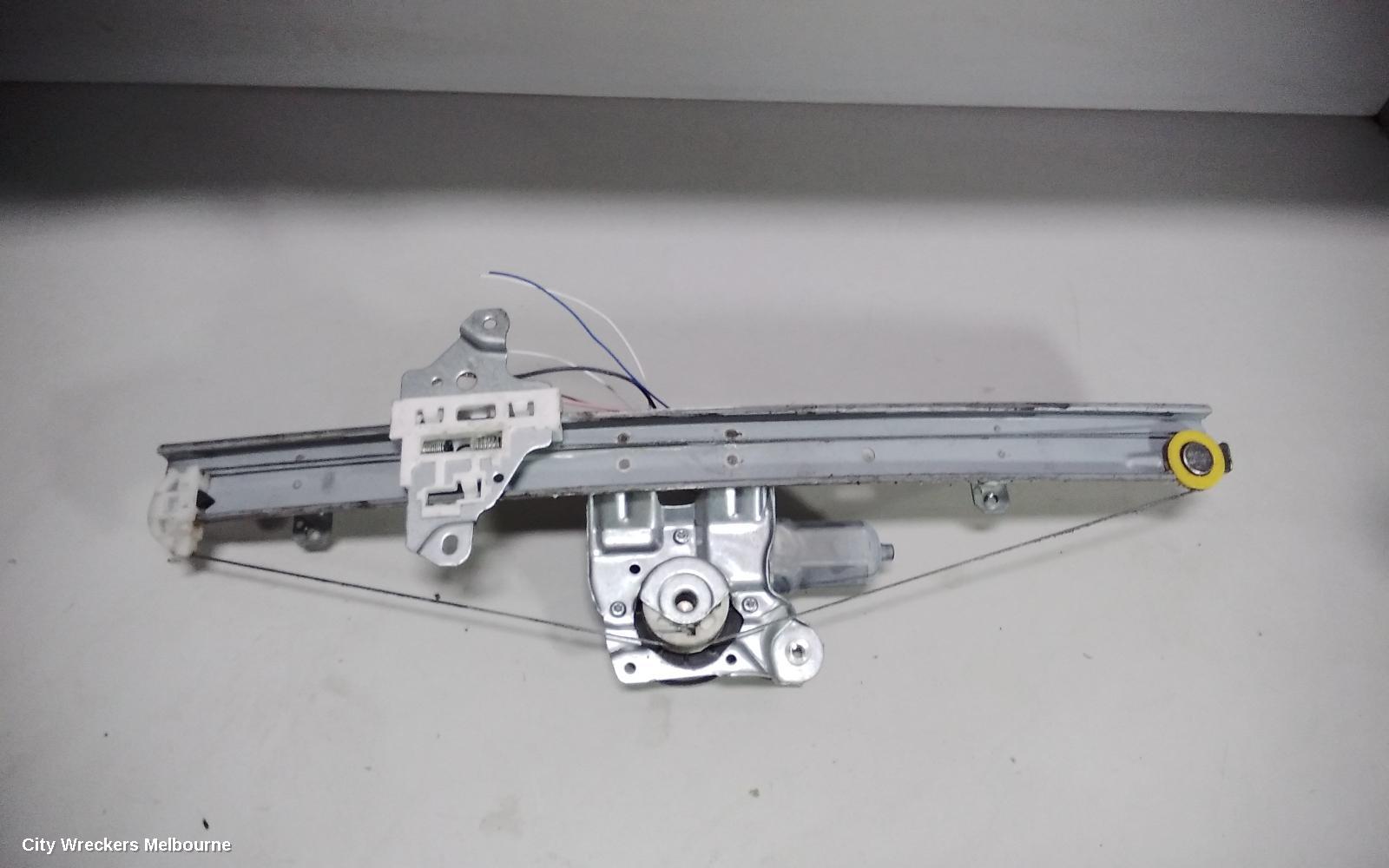 RENAULT KALEOS RIGHT FRONT WINDOW REG/MOTOR, XZG, 05/2016 ONWARDS