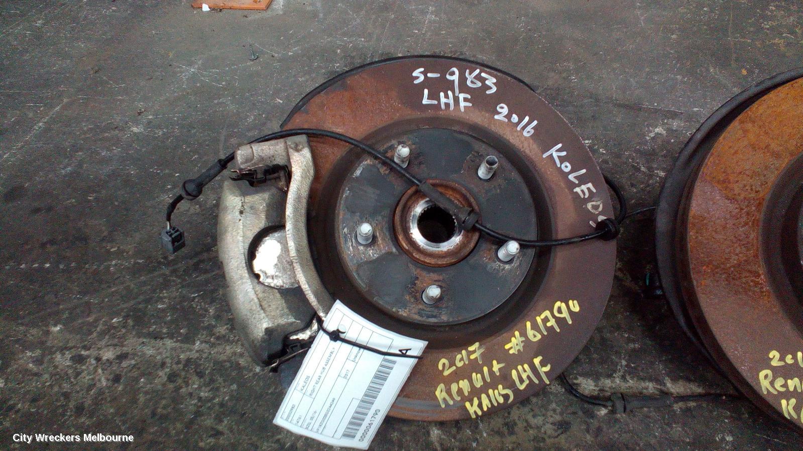 RENAULT KALEOS LEFT FRONT HUB ASSEMBLY, XZG, 05/2016 ONWARDS