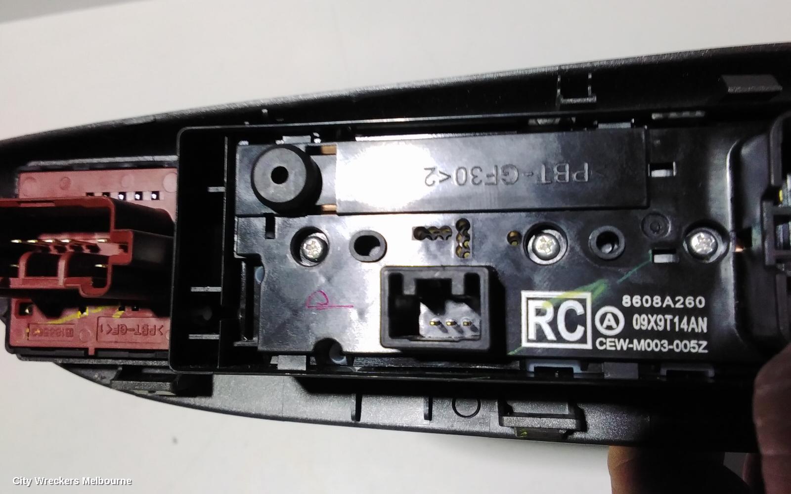 MITSUBISHI ASX PWR DR WIND SWITCH, RH FRONT (MASTER SWITCH), XB-XC, 07/2013 ONWARDS