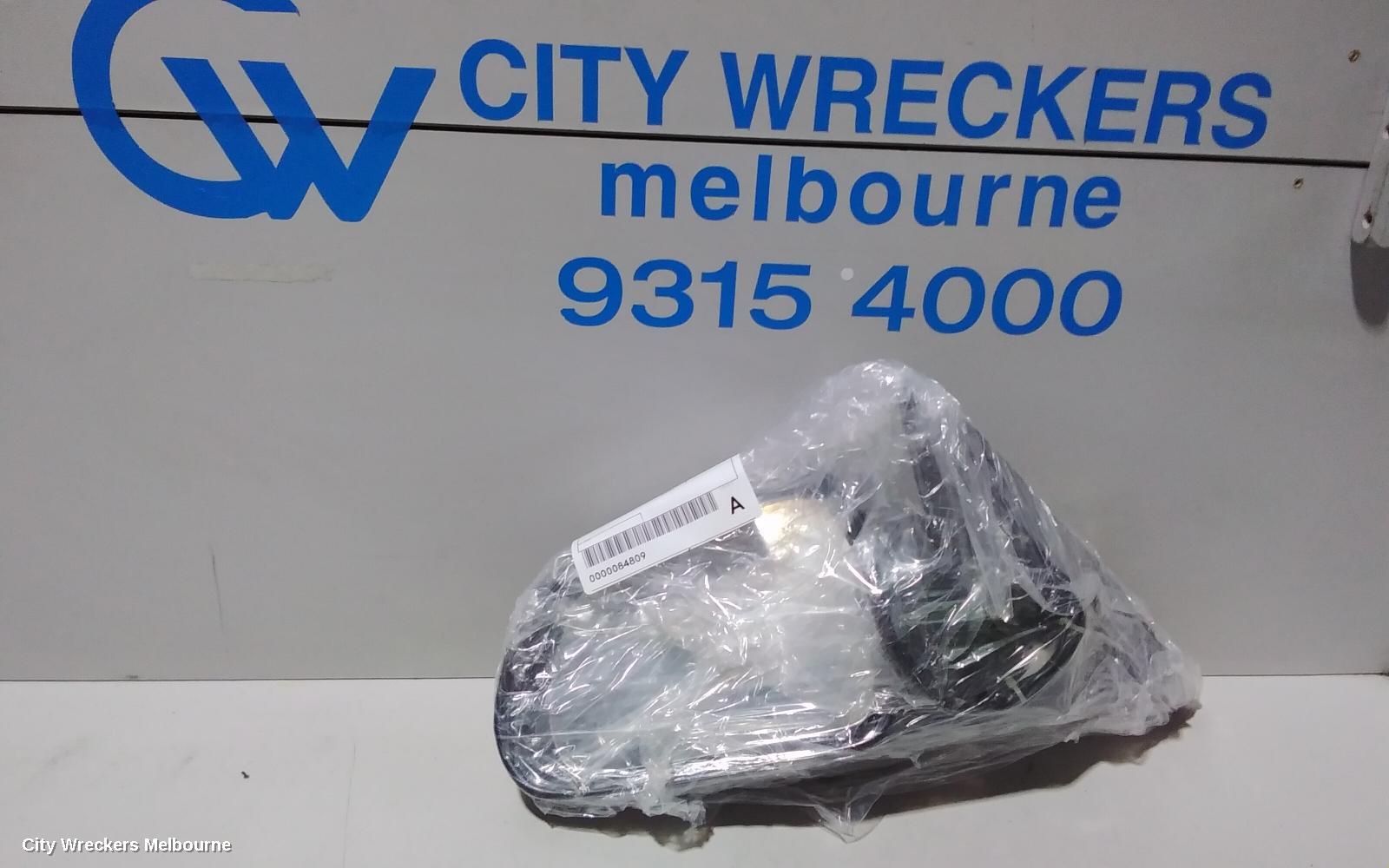 AUDI A4 LEFT DOOR MIRROR, B8 8K, A4, MANUAL FOLD, NO LANE CHANGE ASSIST TYPE, 1 PLUG (6 WIRE), 02/2008 - 05/2009