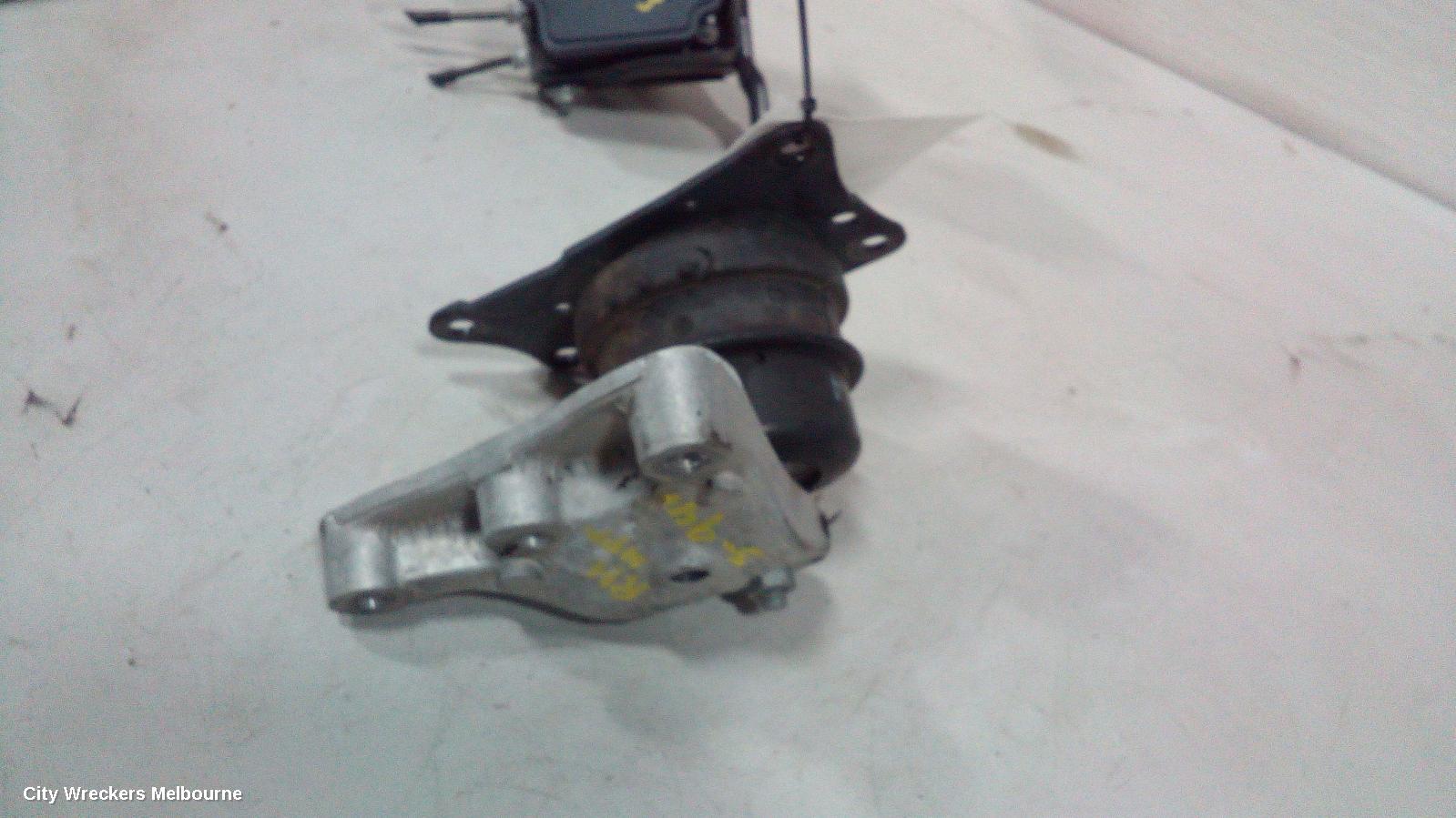VOLKSWAGEN POLO MOUNT, 6R, 05/2010 - 09/2017