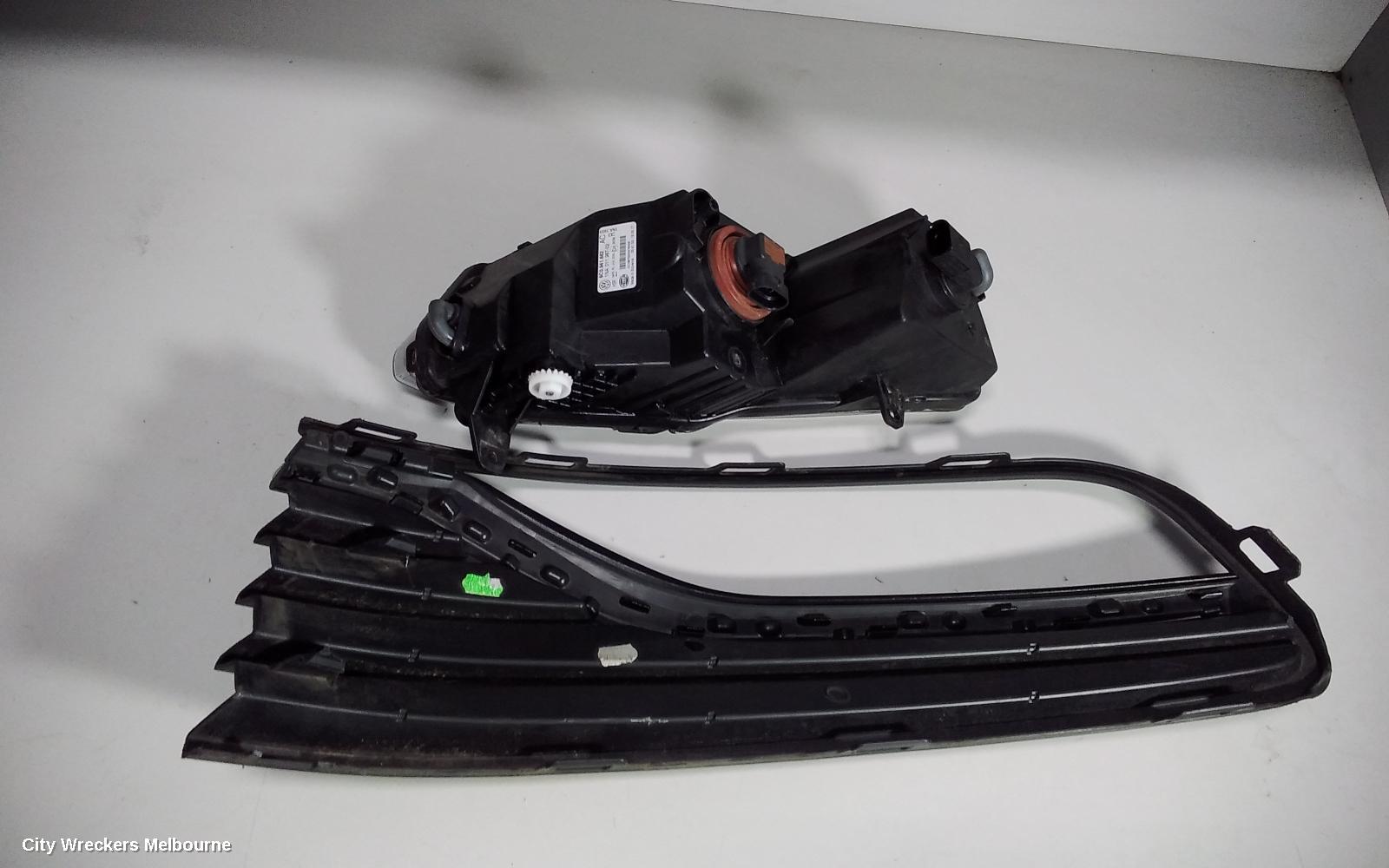 VOLKSWAGEN POLO RIGHT INDICATOR/FOG/SIDE, BUMPER FOGLAMP, W/ DAYTIME RUNNING LAMP, 6R, 05/2014 - 09/2017