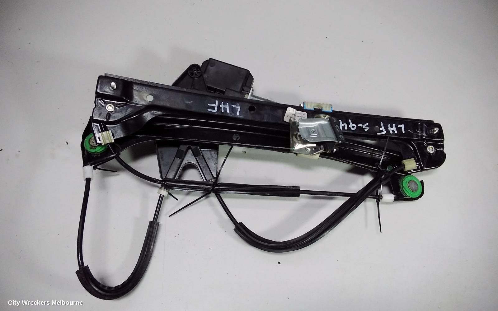 VOLKSWAGEN POLO LEFT FRONT WINDOW REG/MOTOR, 6R, POWER, 5DR HATCH, 05/2014 - 09/2017