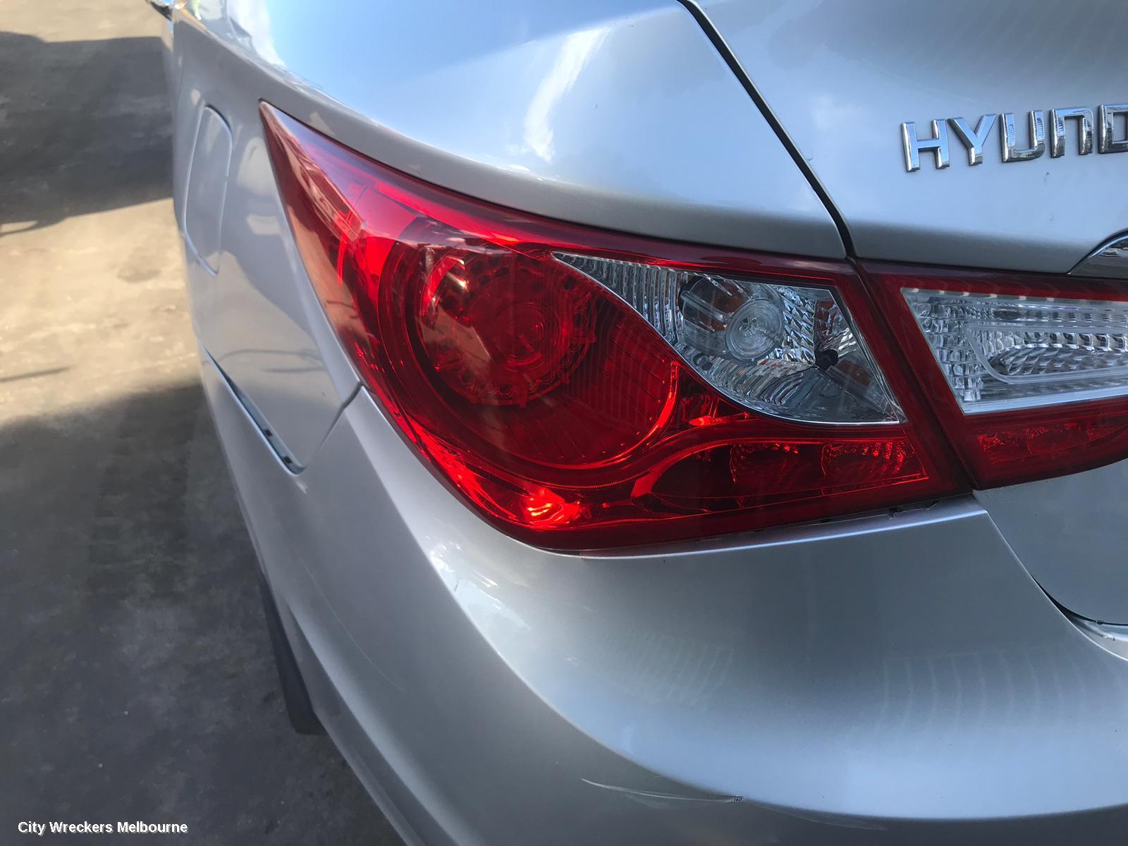 HYUNDAI I45 MOUNT, YF, 02/2010 - 05/2014