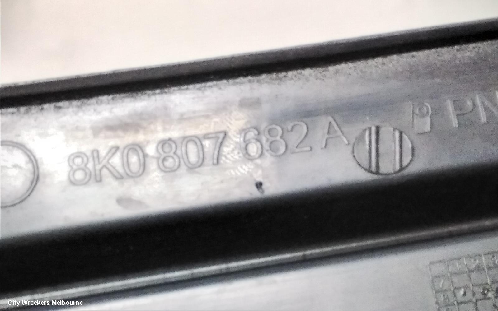 AUDI A4 RIGHT INDICATOR/FOG/SIDE, BUMPER FOGLAMP, B8 8K, 02/2008 - 06/2012