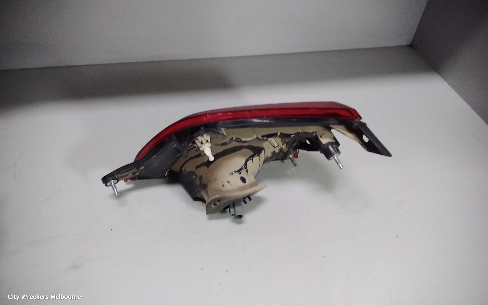 SUBARU OUTBACK REAR GARNISH, TAILGATE LAMP (LH SIDE), 6TH GEN, 08/2014 ONWARDS