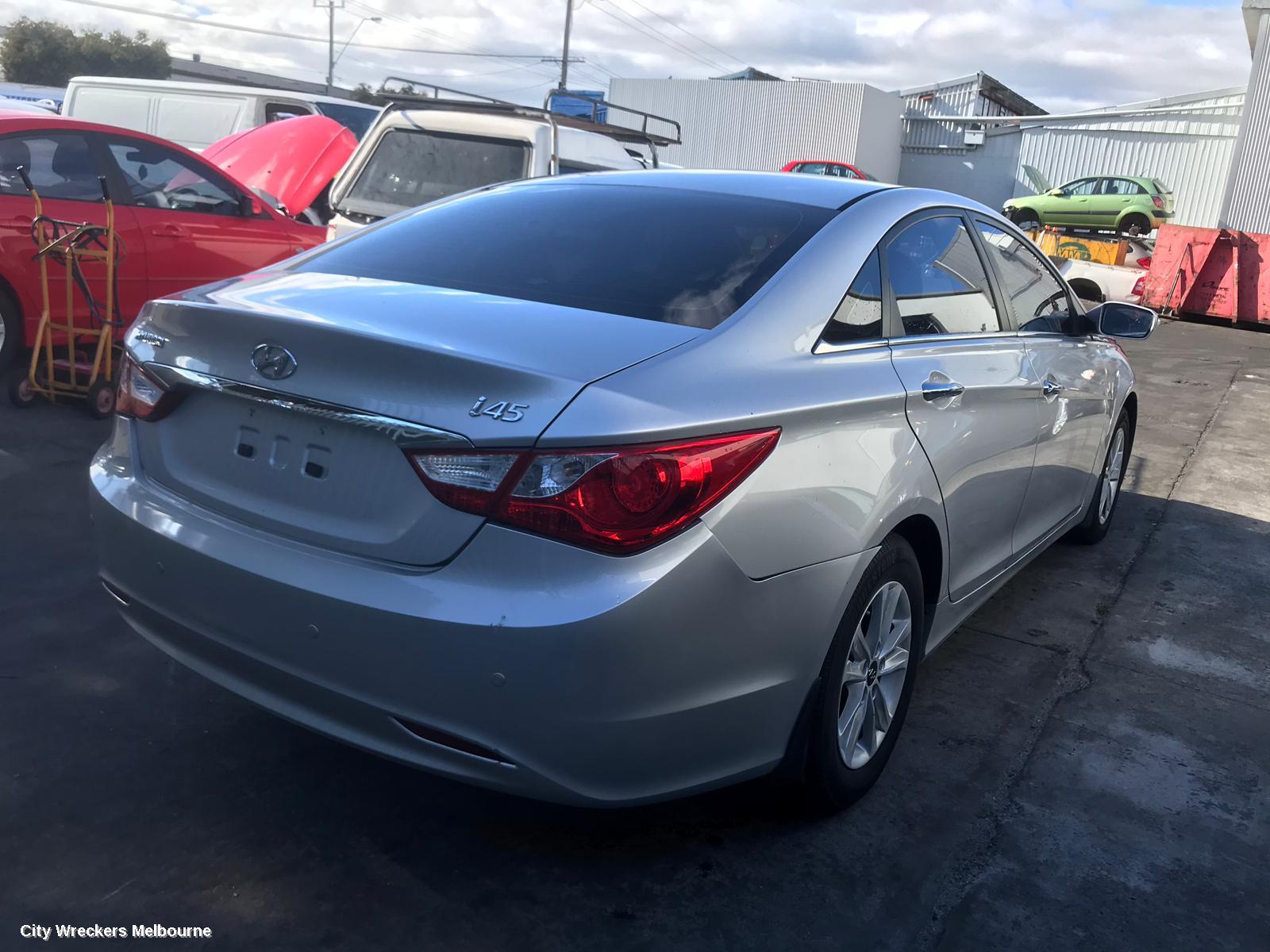 HYUNDAI I45 MOUNT, YF, 02/2010 - 05/2014