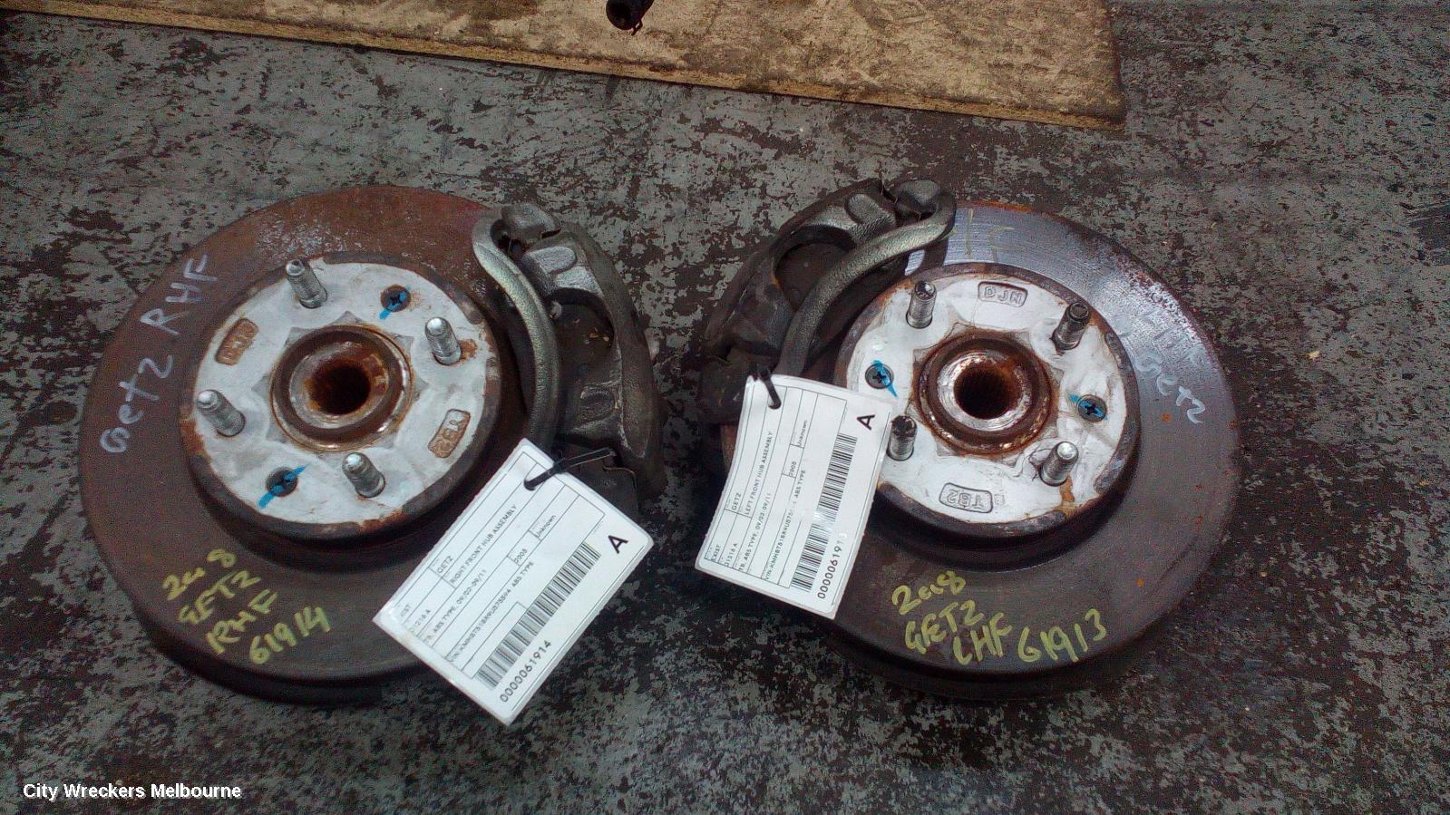 HYUNDAI GETZ RIGHT FRONT HUB ASSEMBLY, TB, ABS TYPE, 14IN DISC TYPE, 09/2002 - 09/2011