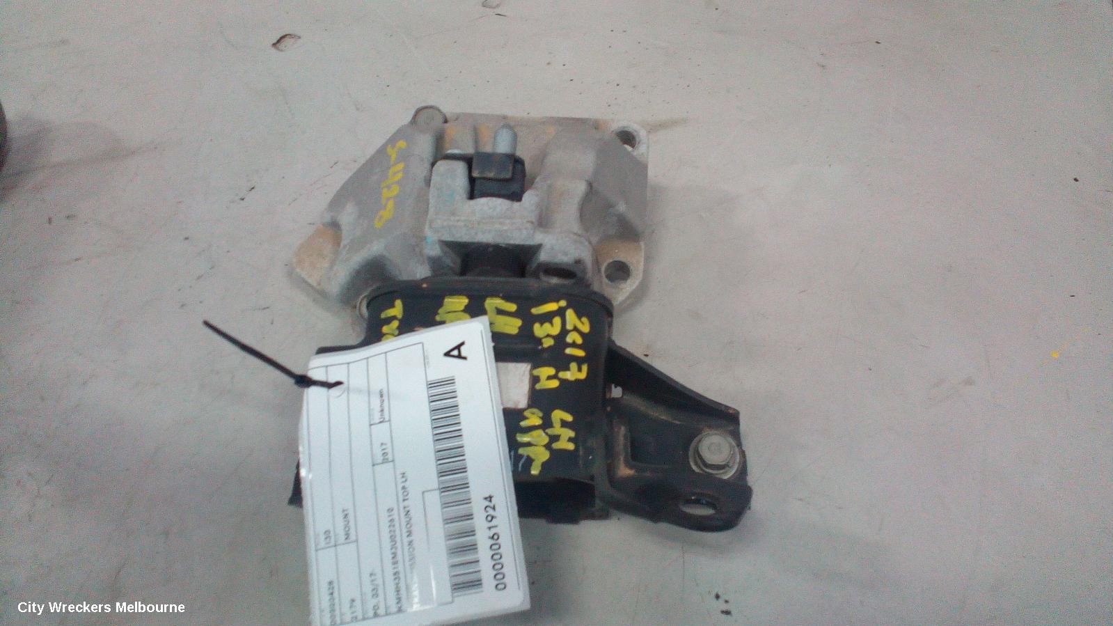 HYUNDAI I30 MOUNT, PD, HATCH, 03/2017 ONWARDS