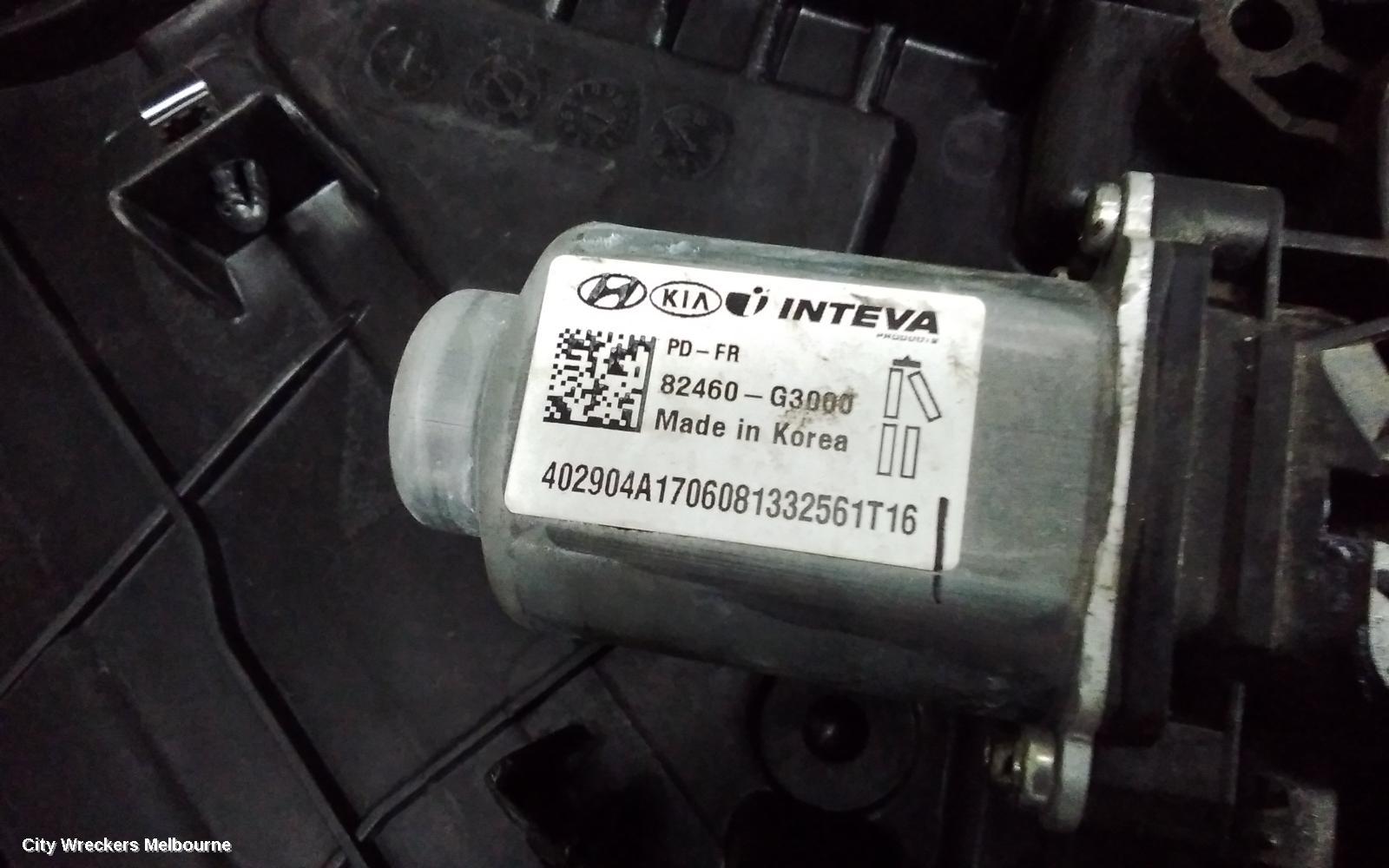 HYUNDAI I30 RIGHT FRONT WINDOW REG/MOTOR, PD, HATCH, DOOR REG ASSY (REG AND MOTOR), 03/2017 ONWARDS