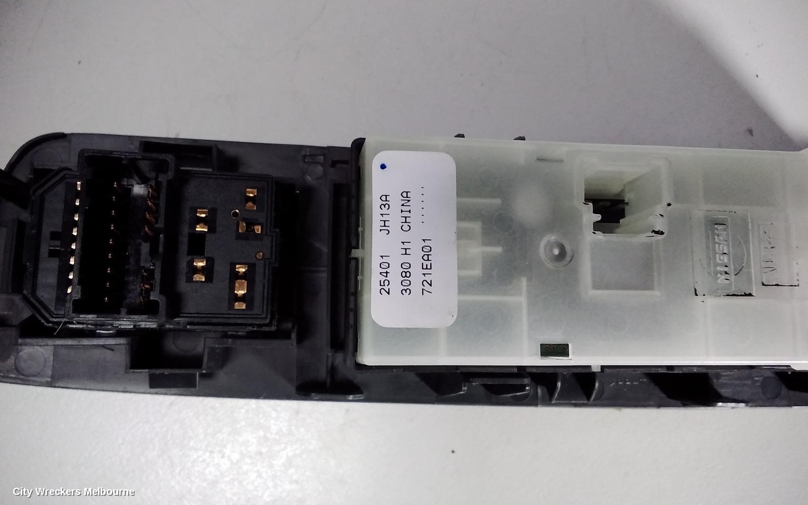 NISSAN XTRAIL PWR DR WIND SWITCH, RH FRONT (MASTER SWITCH), T31, 09/2007 - 12/2013