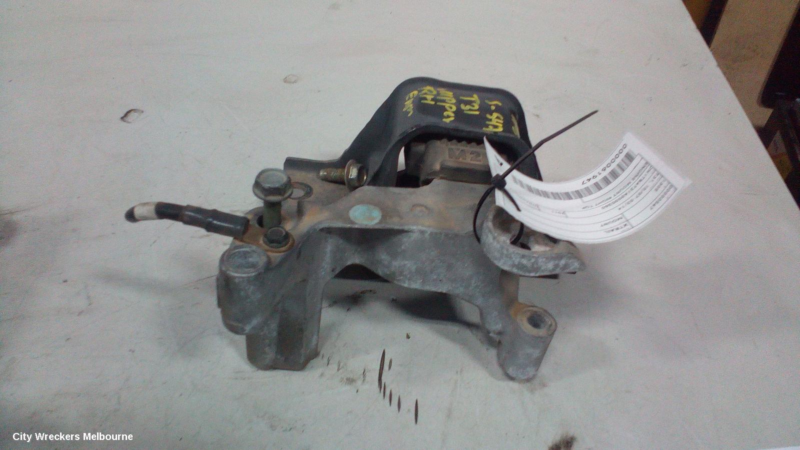 NISSAN XTRAIL MOUNT, T31, 10/2007 - 03/2014