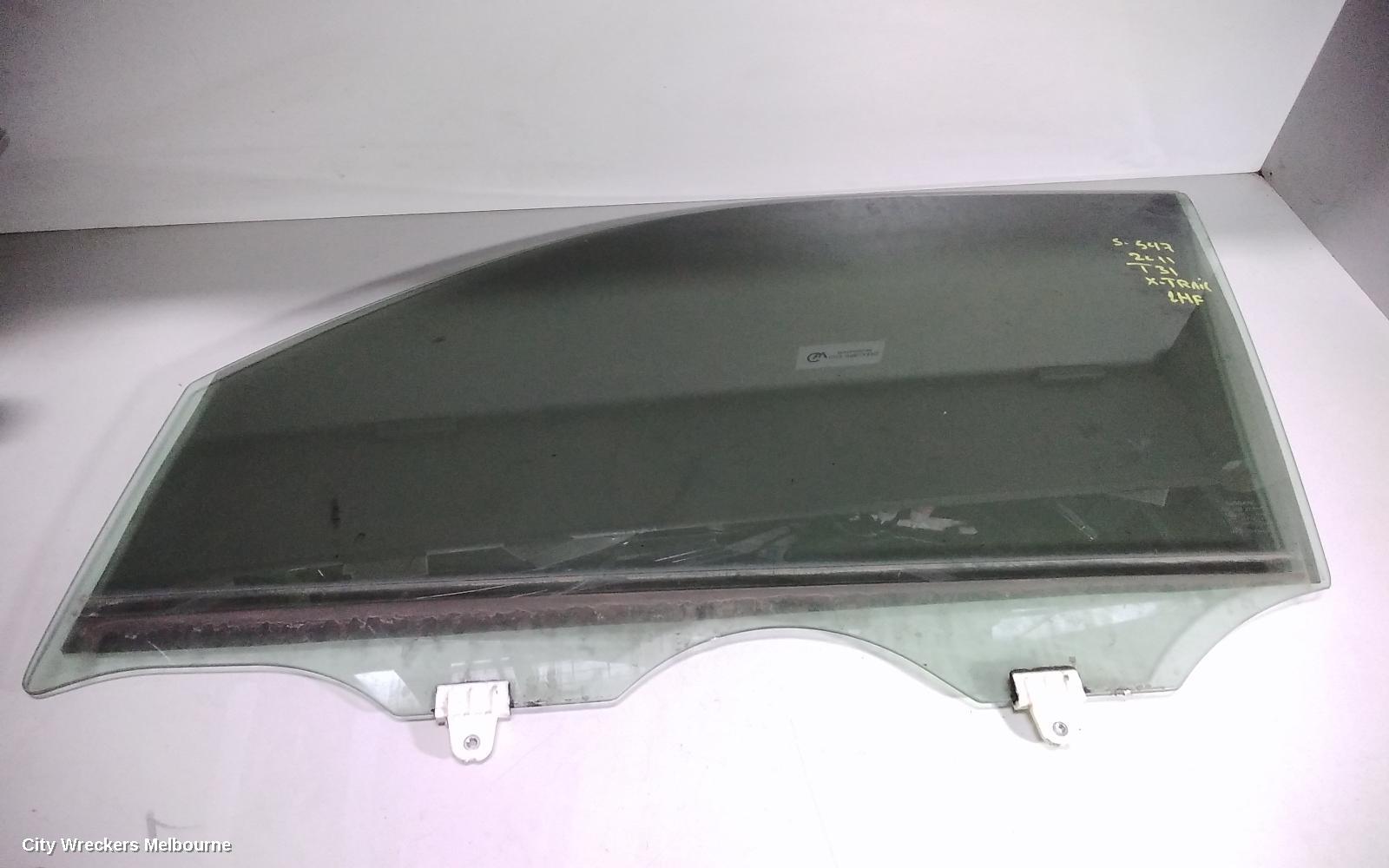 NISSAN XTRAIL LEFT FRONT DOOR WINDOW, T31, 05/2008 - 12/2013