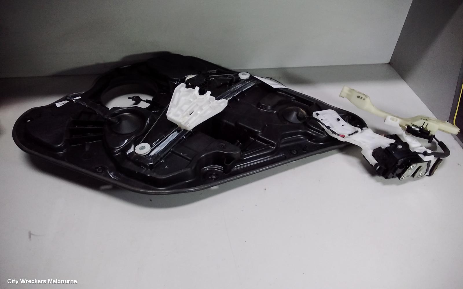 HYUNDAI I45 DOOR/BOOT/GATE LOCK, LEFT REAR DOOR LOCK, YF, 02/2010 - 04/2014