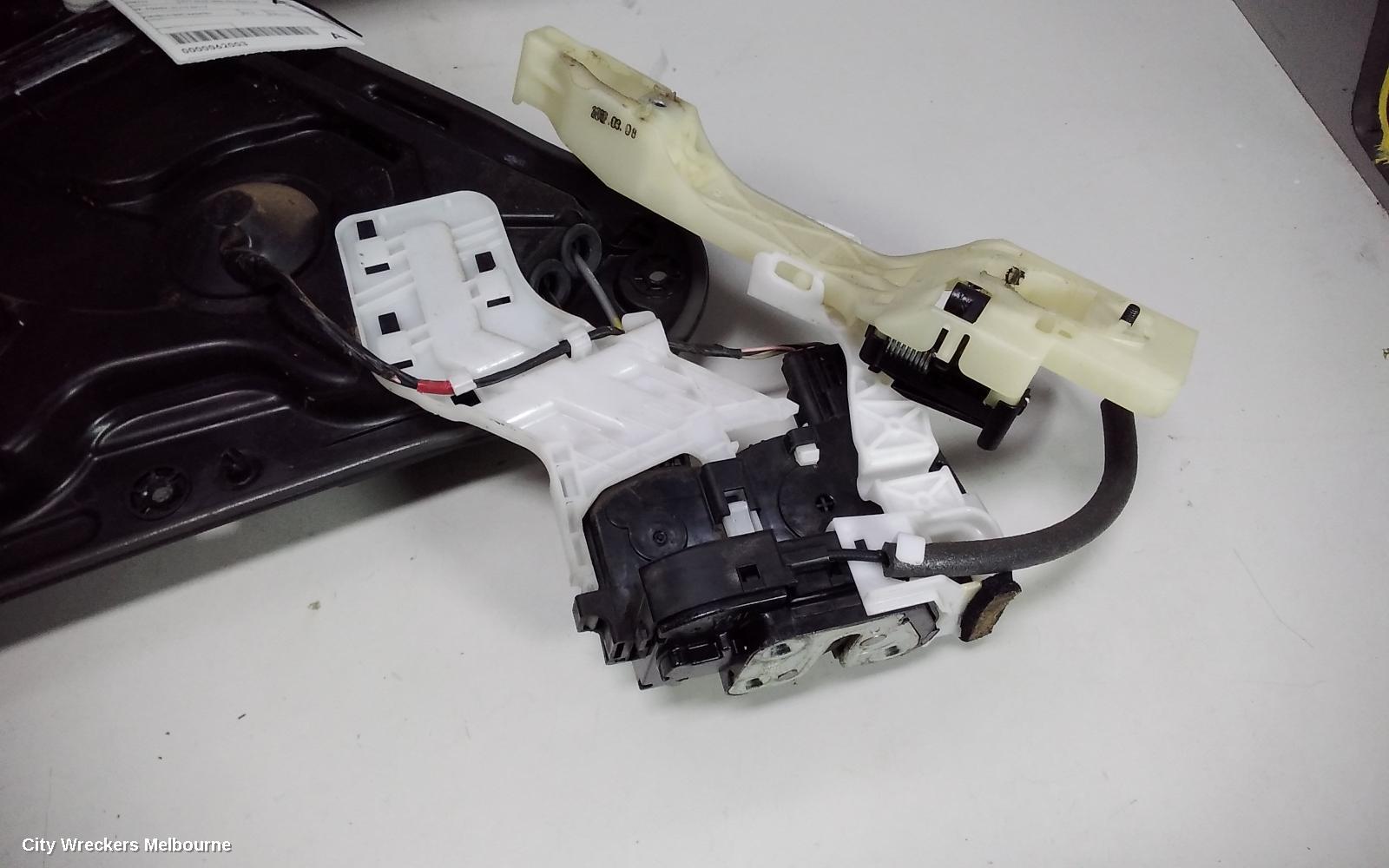 HYUNDAI I45 DOOR/BOOT/GATE LOCK, LEFT REAR DOOR LOCK, YF, 02/2010 - 04/2014