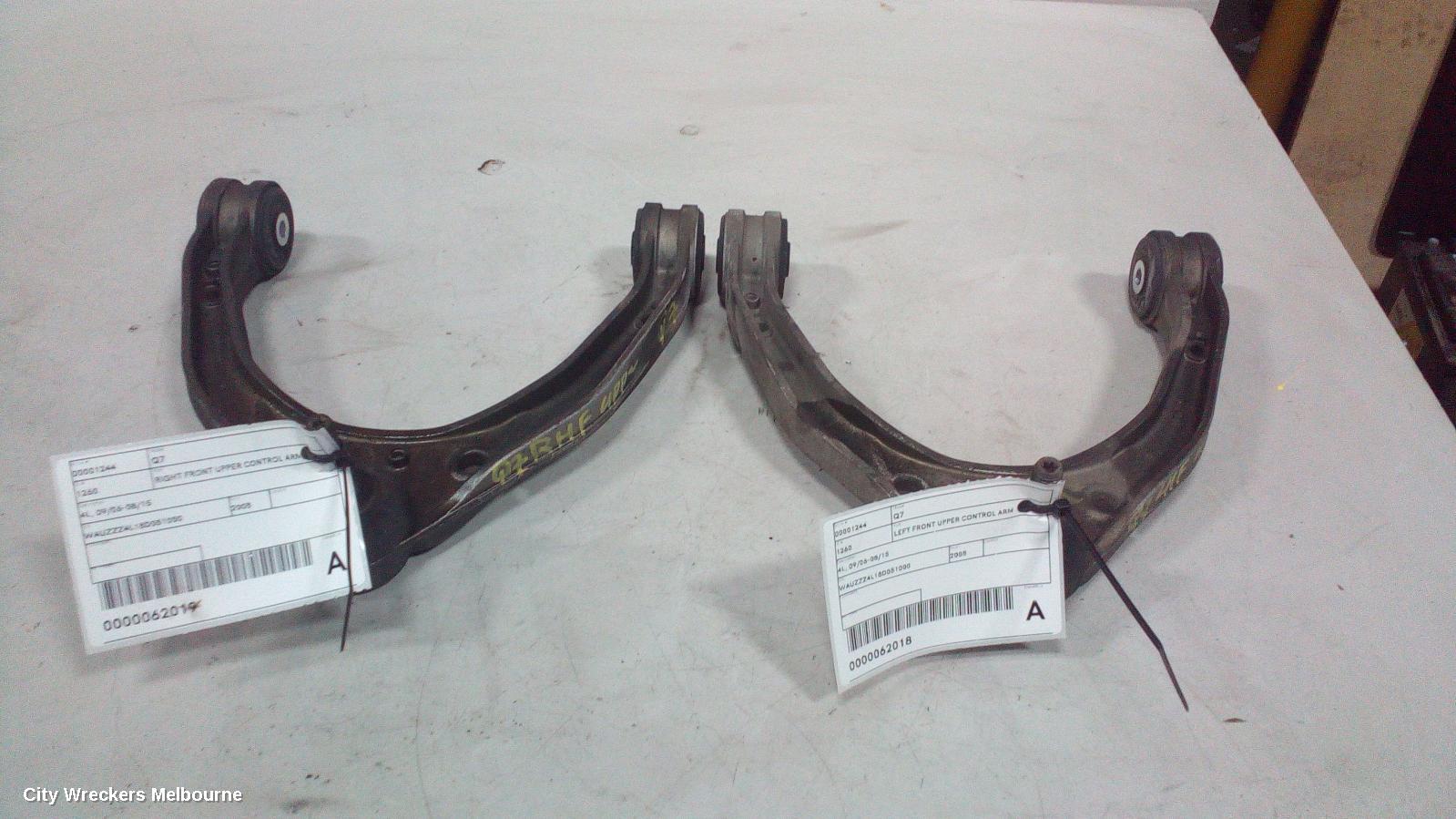AUDI Q7 RIGHT FRONT UPPER CONTROL ARM, 4L, 09/2006 - 08/2015