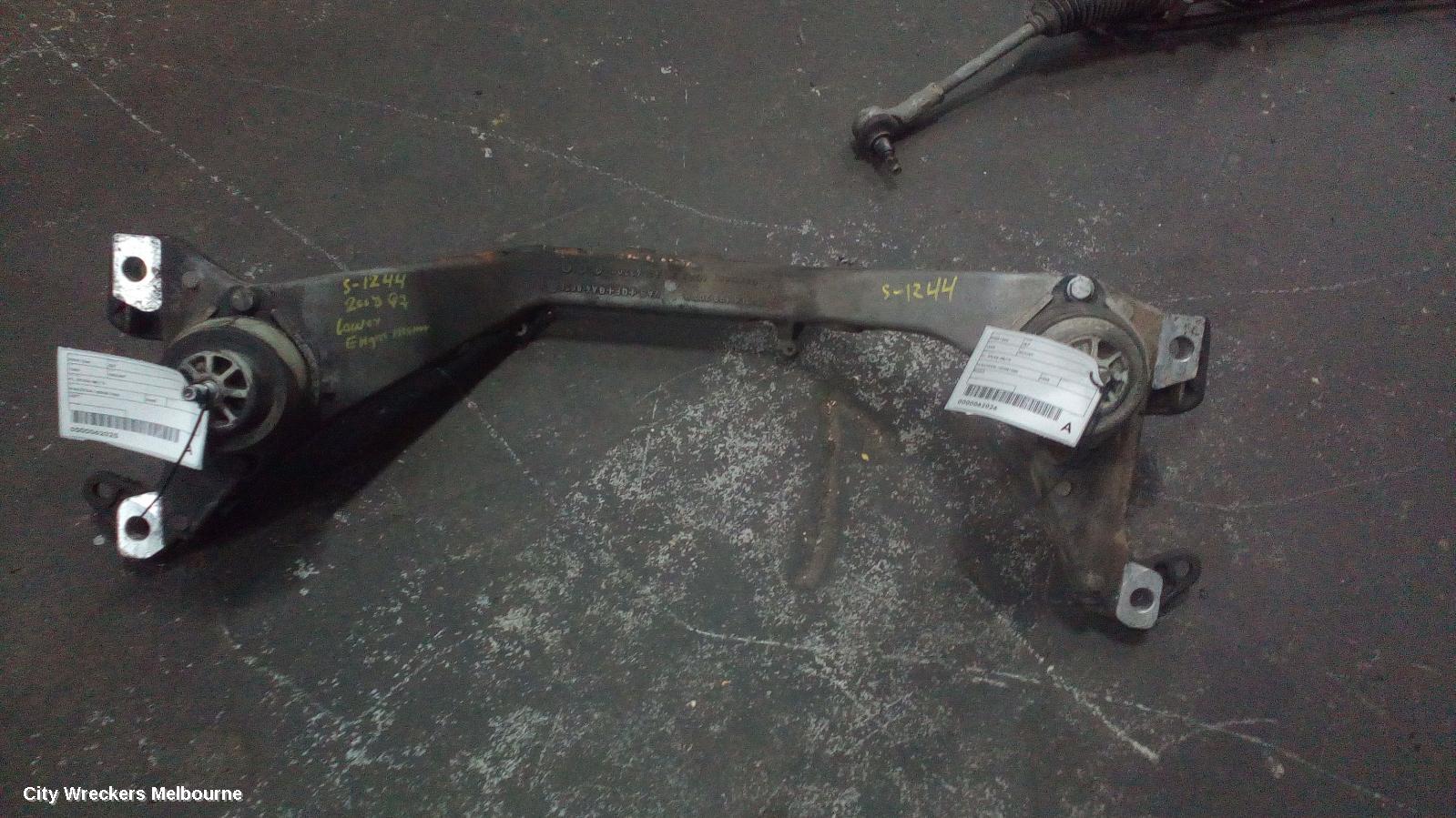 AUDI Q7 MOUNT, ENGINE MOUNT (LH SIDE), DIESEL, 3.0, TURBO, 4L, 09/2006 - 08/2015
