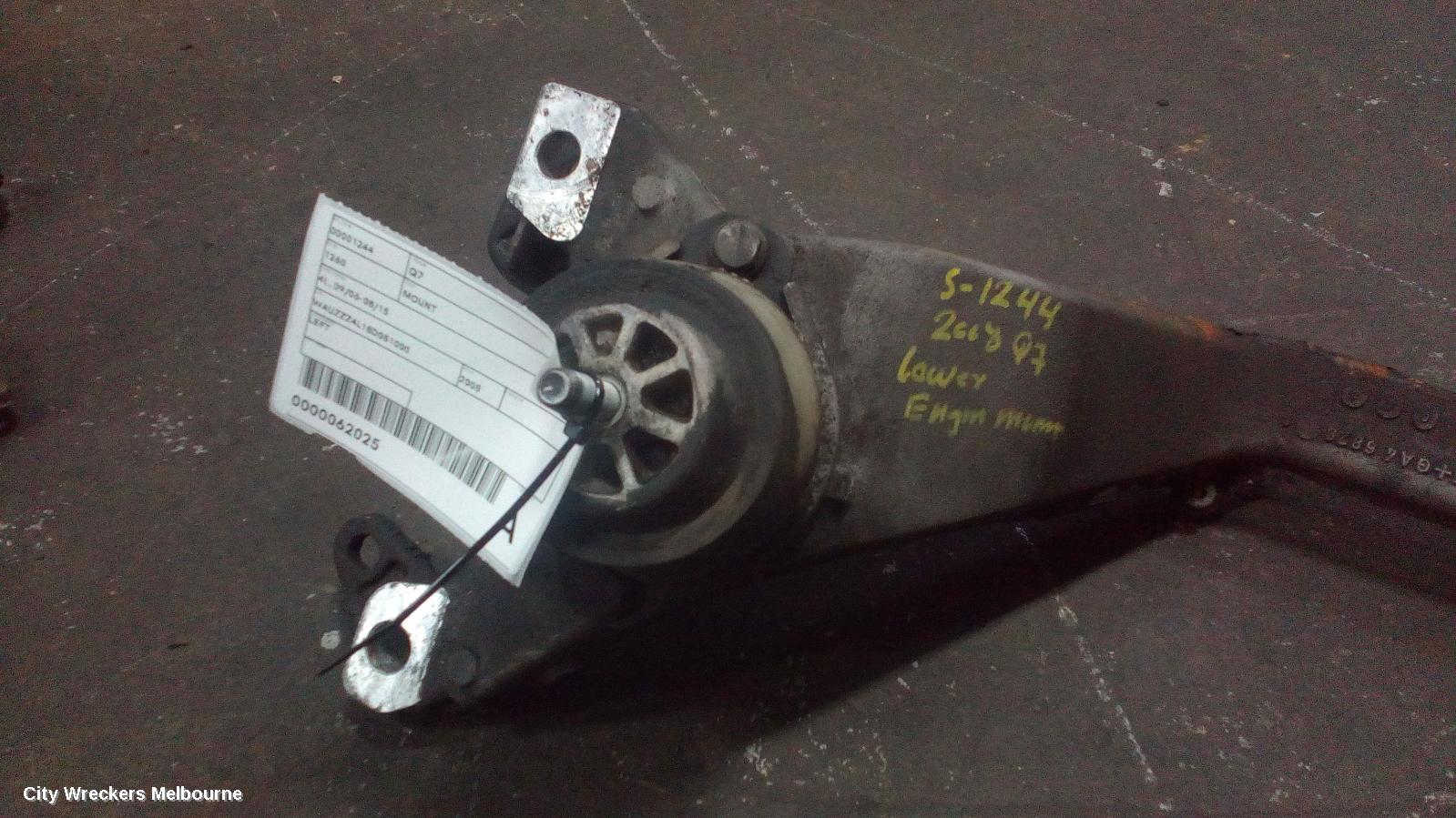 AUDI Q7 MOUNT, ENGINE MOUNT (LH SIDE), DIESEL, 3.0, TURBO, 4L, 09/2006 - 08/2015