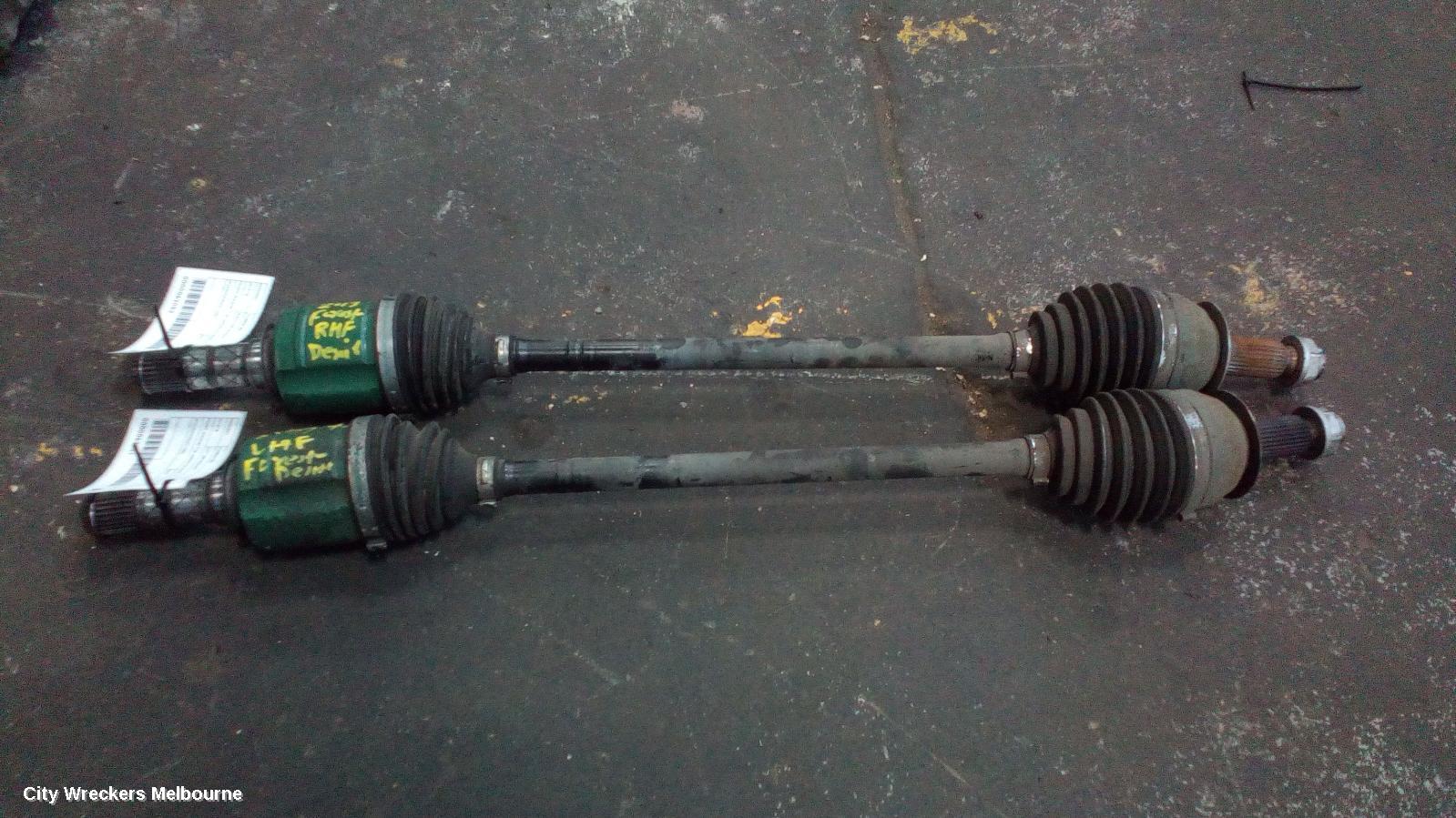 SUBARU FORESTER LEFT DRIVESHAFT, FRONT, MANUAL T/M, GREEN CV JOINT, SJ, 12/2012 - 11/2013