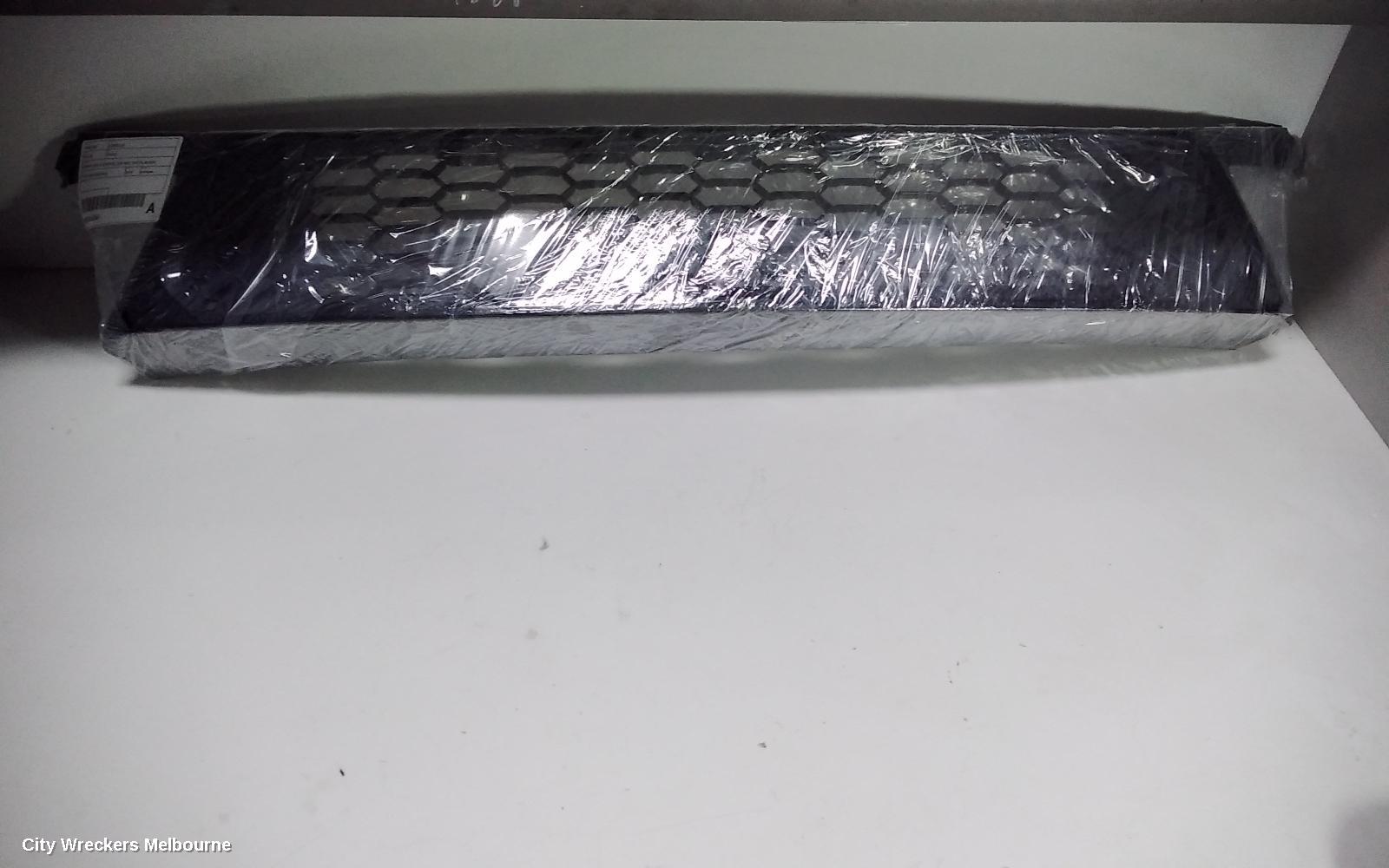 TOYOTA COROLLA GRILLE, BUMPER GRILLE (CENTRE), ZRE182R, HATCH, BLACK, ASCENT/LEVIN SX, 10/2012 - 03/2015