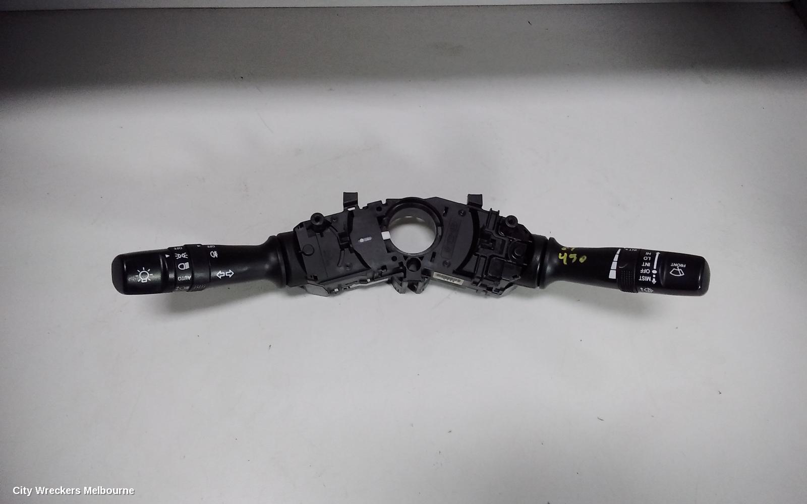 HYUNDAI I45 COMBINATION SWITCH, FLASHER SWITCH, YF, 02/2010 - 04/2014