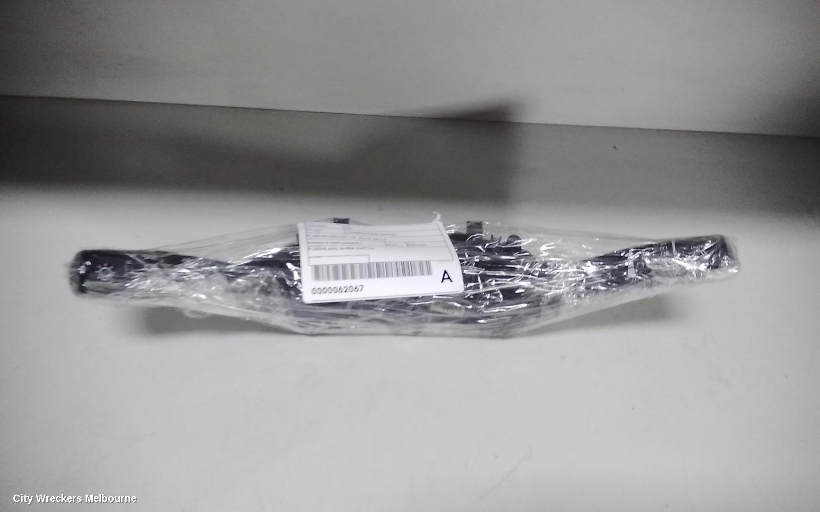 HYUNDAI I45 COMBINATION SWITCH, FLASHER SWITCH, YF, 02/2010 - 04/2014
