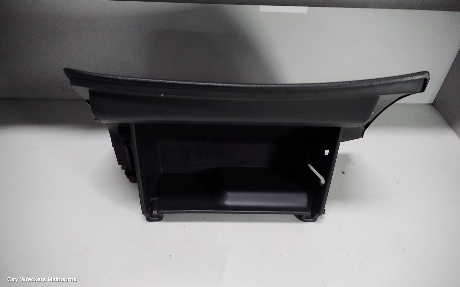NISSAN XTRAIL GLOVE BOX, T32, 03/2014 - 07/2022