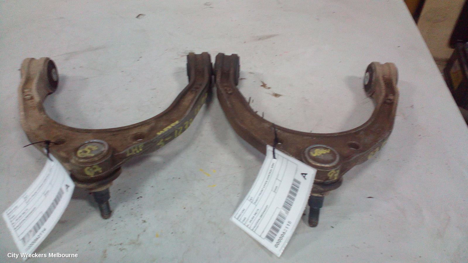 AUDI Q7 LEFT FRONT UPPER CONTROL ARM, 4L, 09/2006 - 08/2015