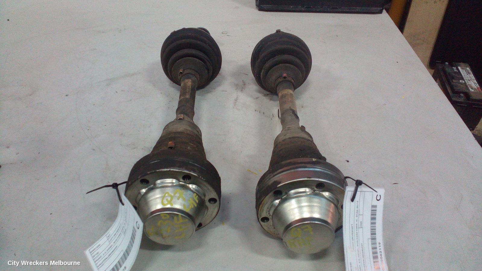 AUDI Q7 RIGHT DRIVESHAFT, FRONT, 3.0, DIESEL, BUG/CASA CODE, 4L, 09/2006 - 09/2010