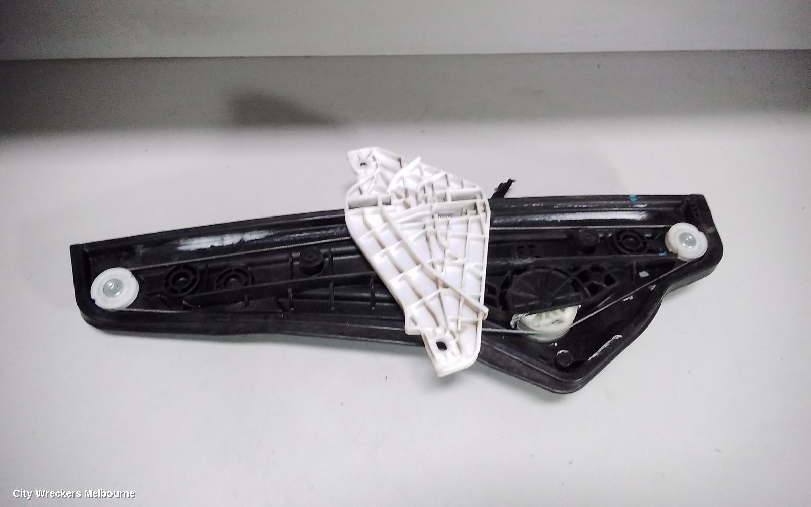 HYUNDAI VELOSTER LEFT FRONT WINDOW REG/MOTOR, FS, 12/2011 - 02/2018