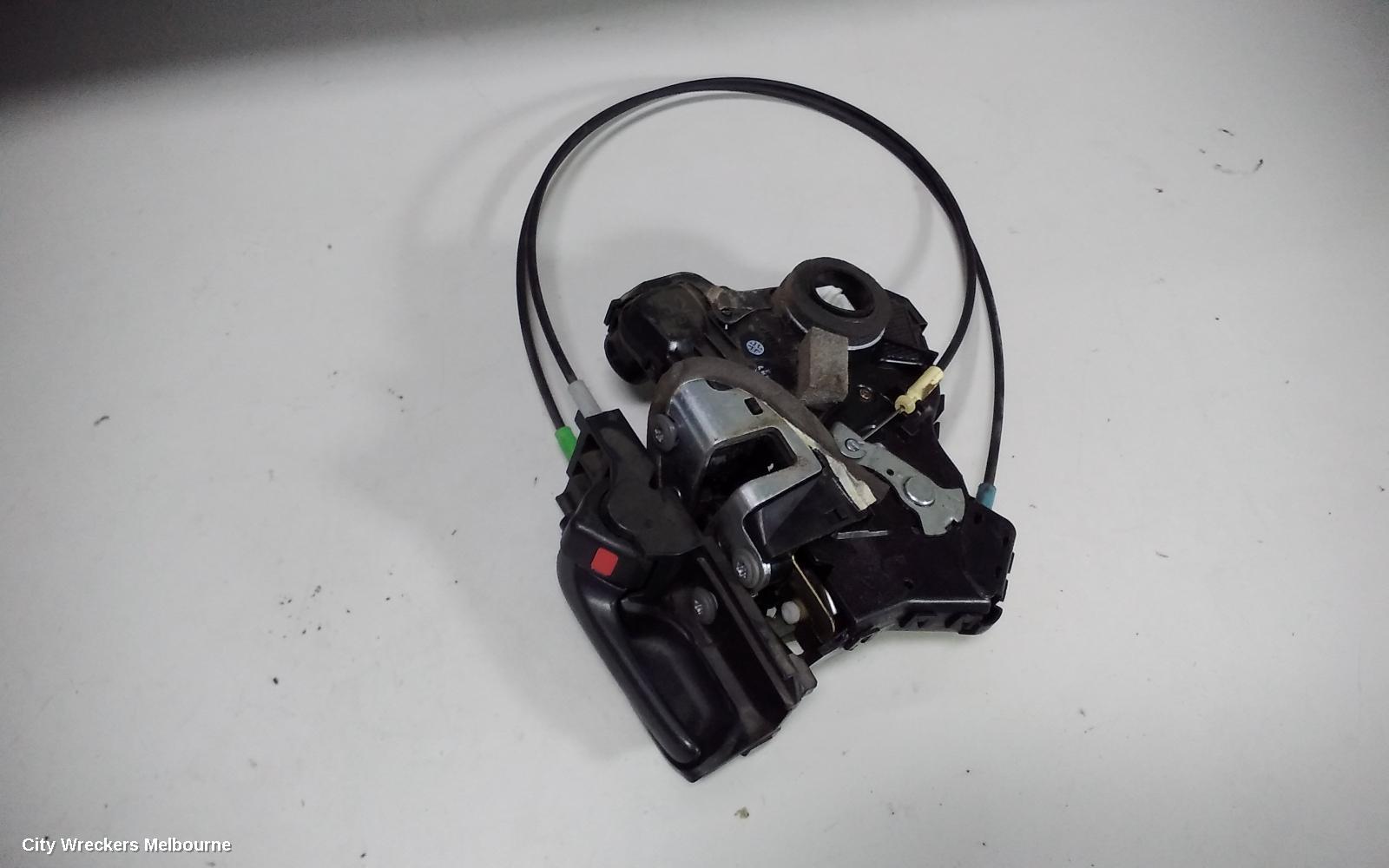 TOYOTA HIACE DOOR/BOOT/GATE LOCK, RIGHT FRONT DOOR LOCK, TRH/KDH, 03/2005 - 04/2019