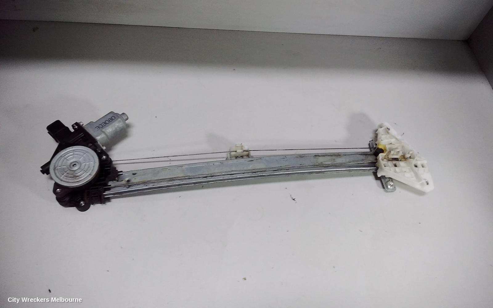 SUBARU XV LEFT FRONT WINDOW REG/MOTOR, POWER, G4X, 08/2011 - 04/2017