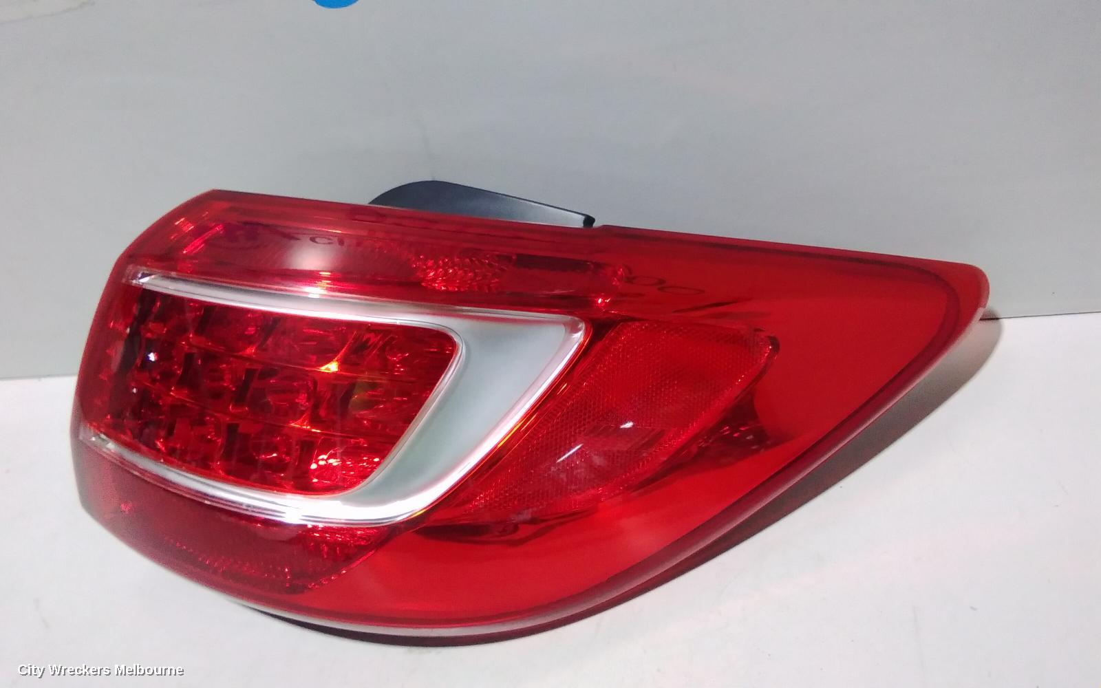 KIA SPORTAGE RIGHT TAILLIGHT, SL, IN BODY, SI/SLI/PLATINUM, 05/2010 - 04/2014