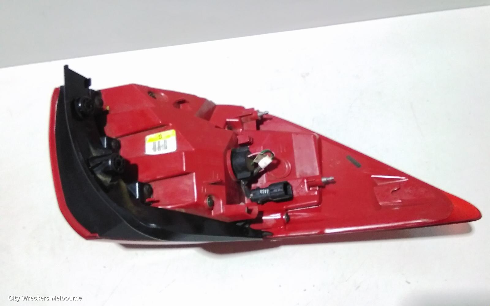 KIA SPORTAGE RIGHT TAILLIGHT, SL, IN BODY, SI/SLI/PLATINUM, 05/2010 - 04/2014