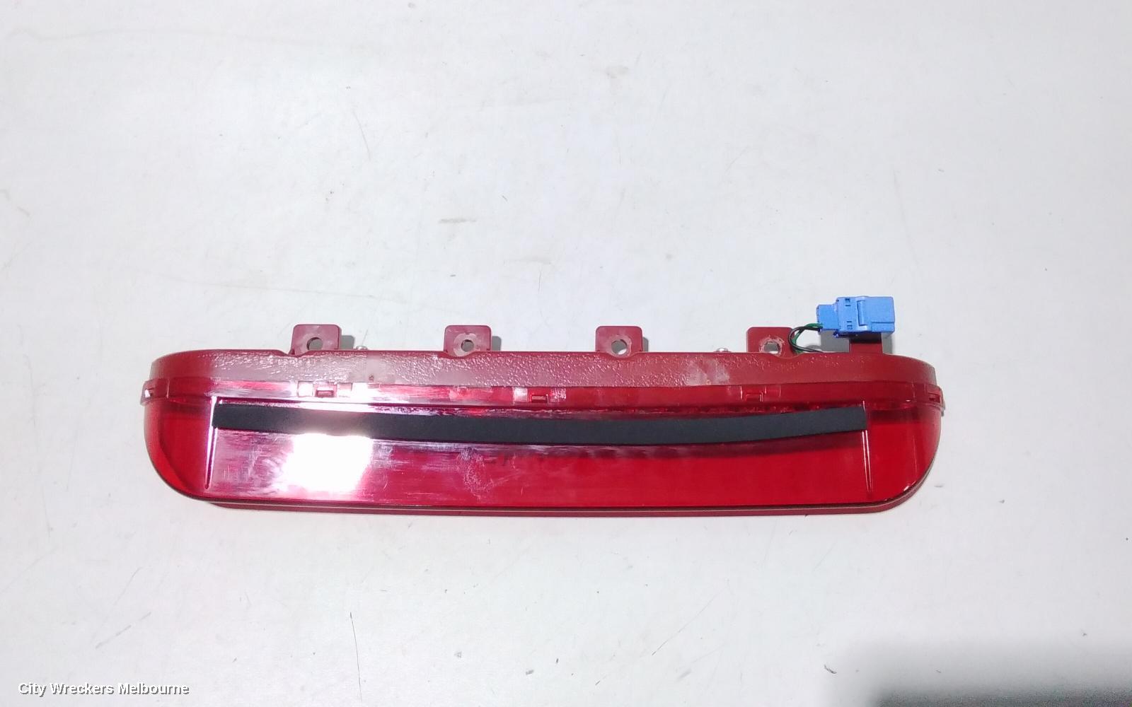 KIA SPORTAGE HIGH LEVEL STOPLIGHT, SL, 07/2010 - 10/2015