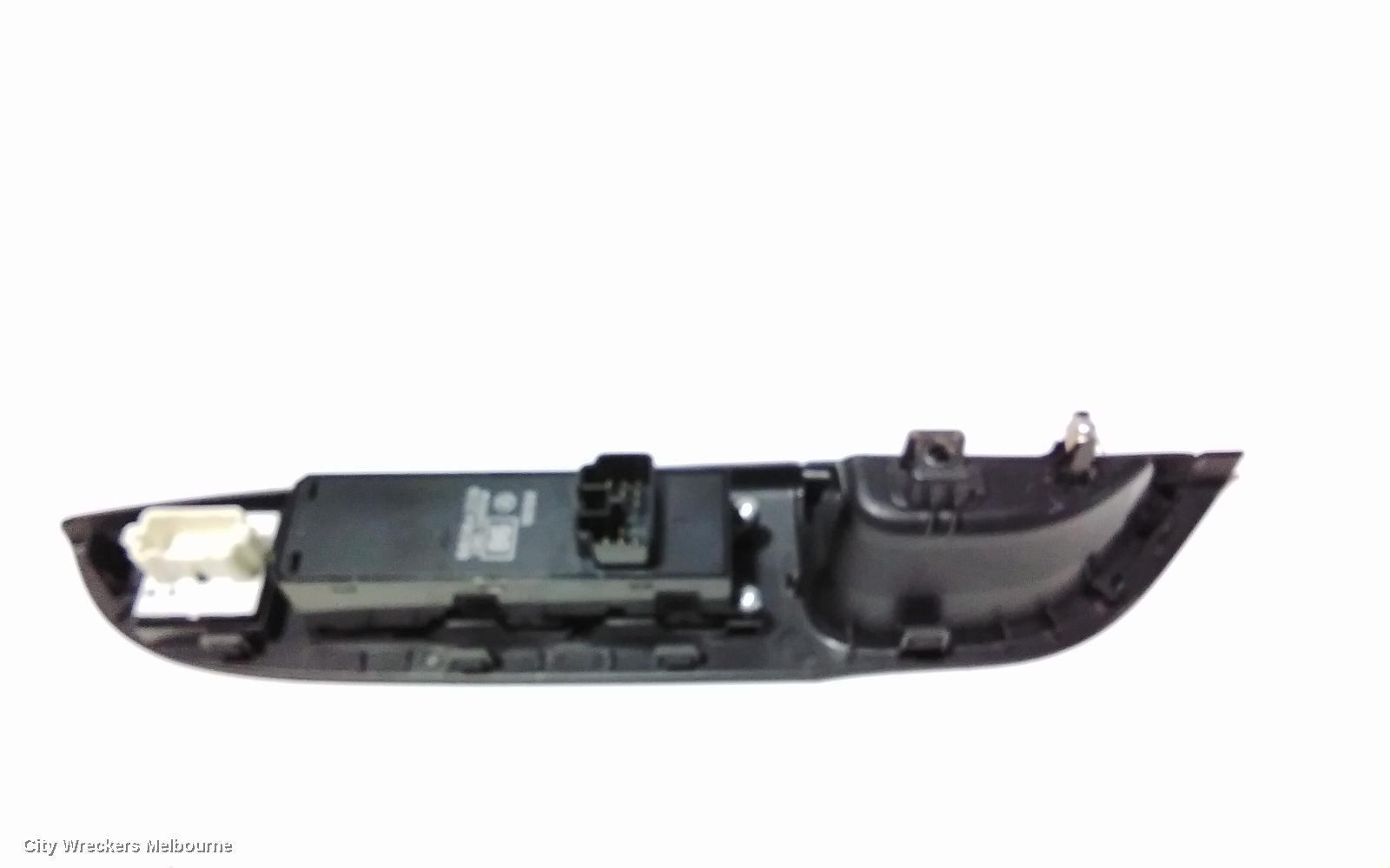 PEUGEOT 4008 PWR DR WIND SWITCH, RH FRONT (MASTER SWITCH), 04/2012 - 12/2017